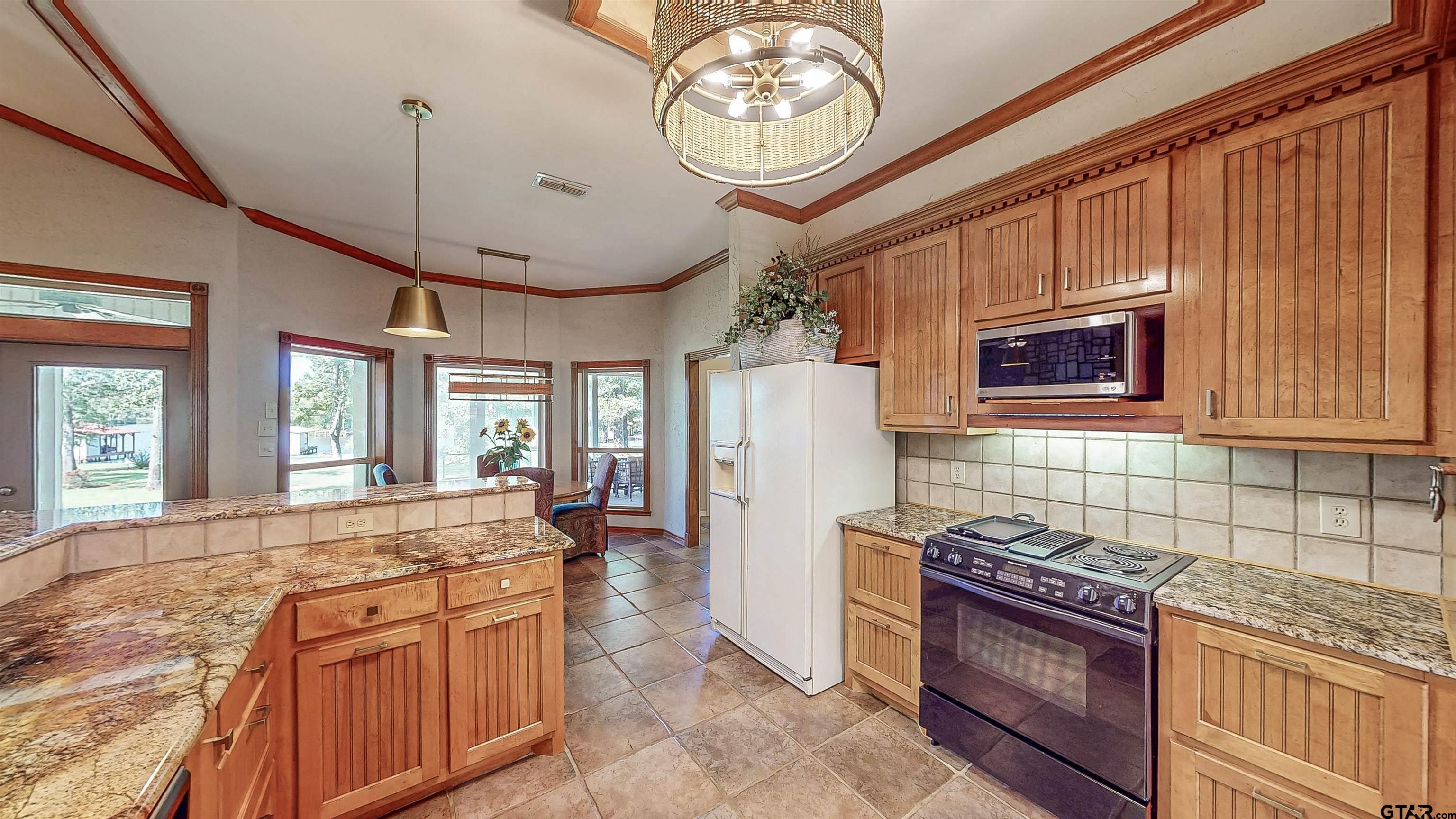 Bullard, Texas, 75757, United States, 3 Bedrooms Bedrooms, ,3 BathroomsBathrooms,Residential,For Sale,1917239