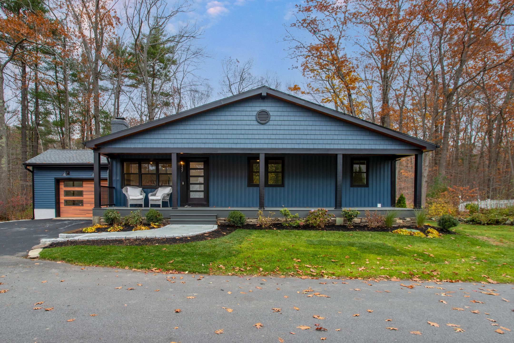 Portsmouth, New Hampshire, 03801, United States, 3 Bedrooms Bedrooms, ,1 BathroomBathrooms,Residential,For Sale,1991010