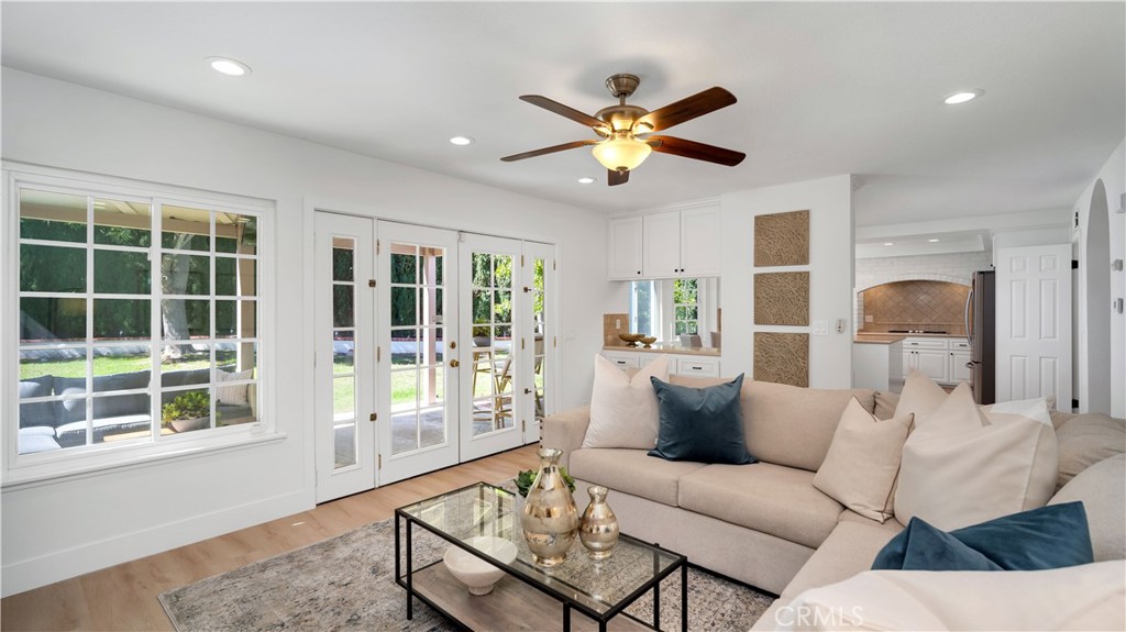 Lake Forest, California, 92630, United States, 4 Bedrooms Bedrooms, ,3 BathroomsBathrooms,Residential,For Sale,1987974