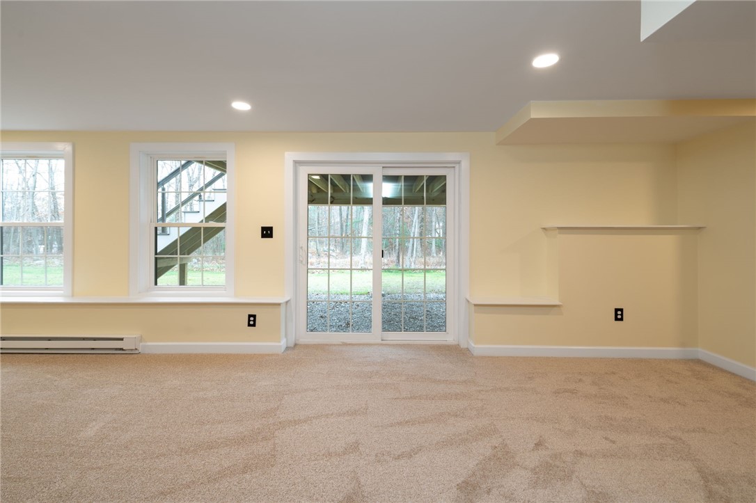 Cumberland, Rhode Island, 02864, United States, 3 Bedrooms Bedrooms, ,3 BathroomsBathrooms,Residential,For Sale,1991986