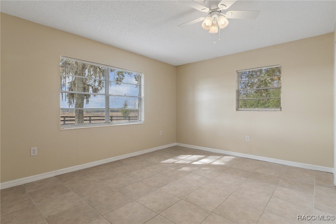 Floral City, Florida, 34436, United States, 3 Bedrooms Bedrooms, ,3 BathroomsBathrooms,Residential,For Sale,1982480