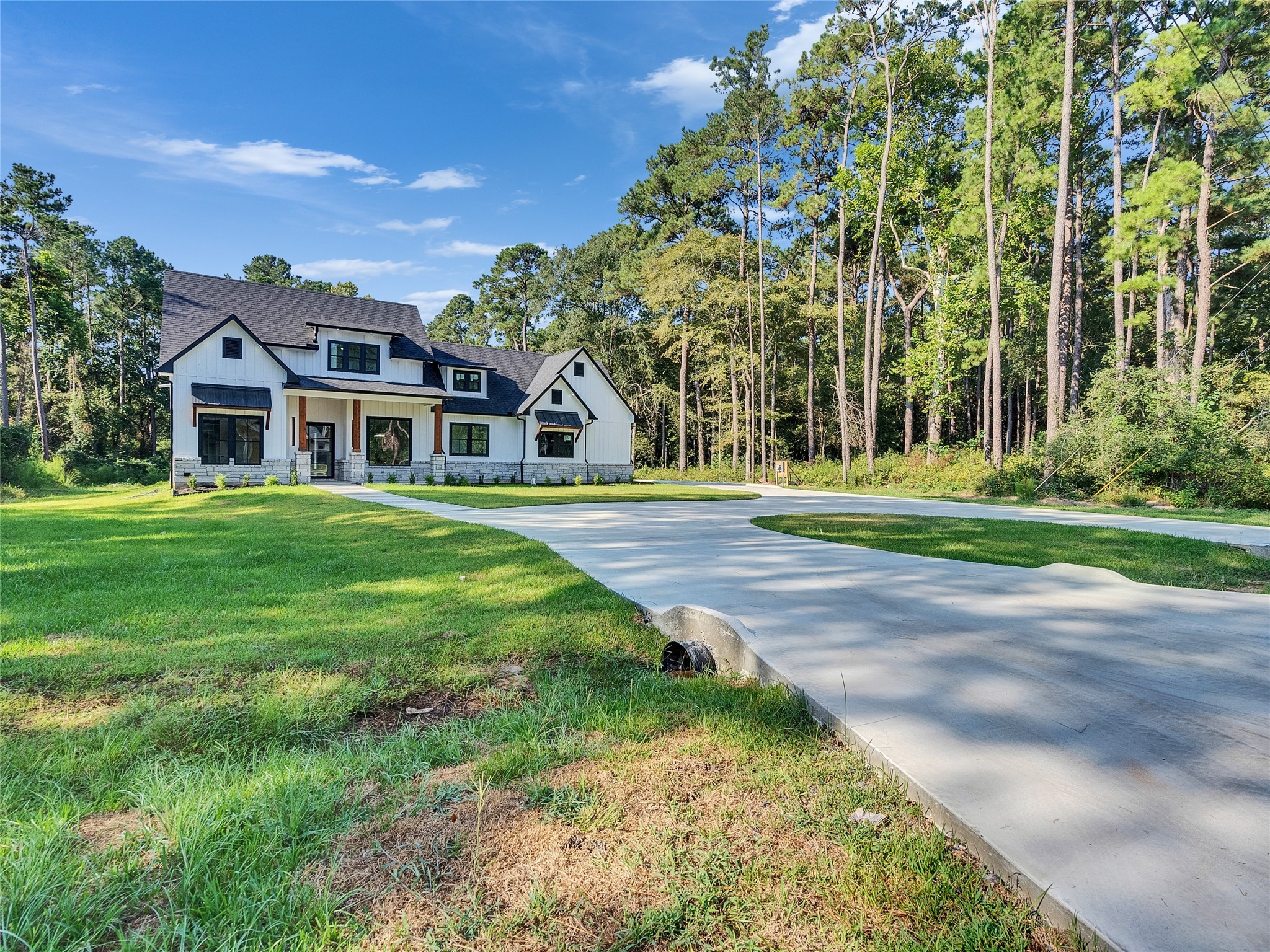 Magnolia, Texas, 77355, United States, 4 Bedrooms Bedrooms, ,4 BathroomsBathrooms,Residential,For Sale,1991024