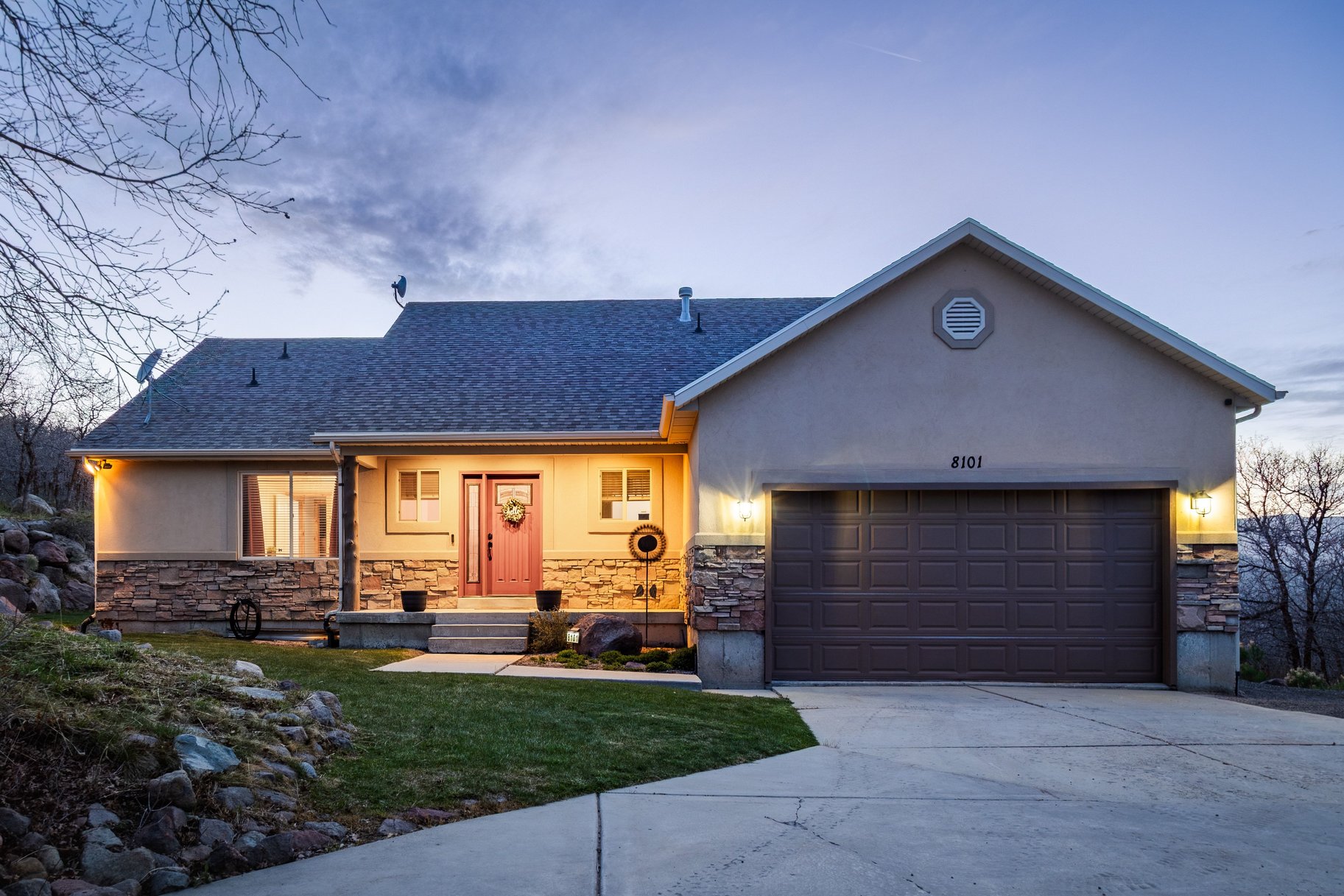  Rare Opportunity in Herriman High Country Estates  Rambler on 7.7 Private Acres - 物件實景