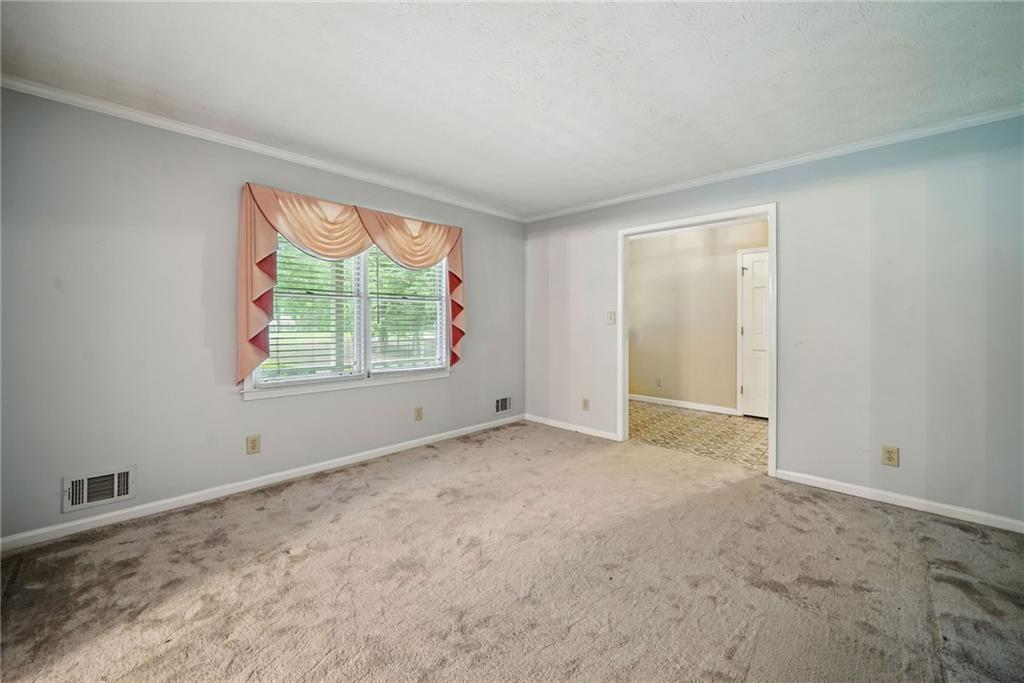 Snellville, Georgia, 30078, United States, 7 Bedrooms Bedrooms, ,5 BathroomsBathrooms,Residential,For Sale,1919964