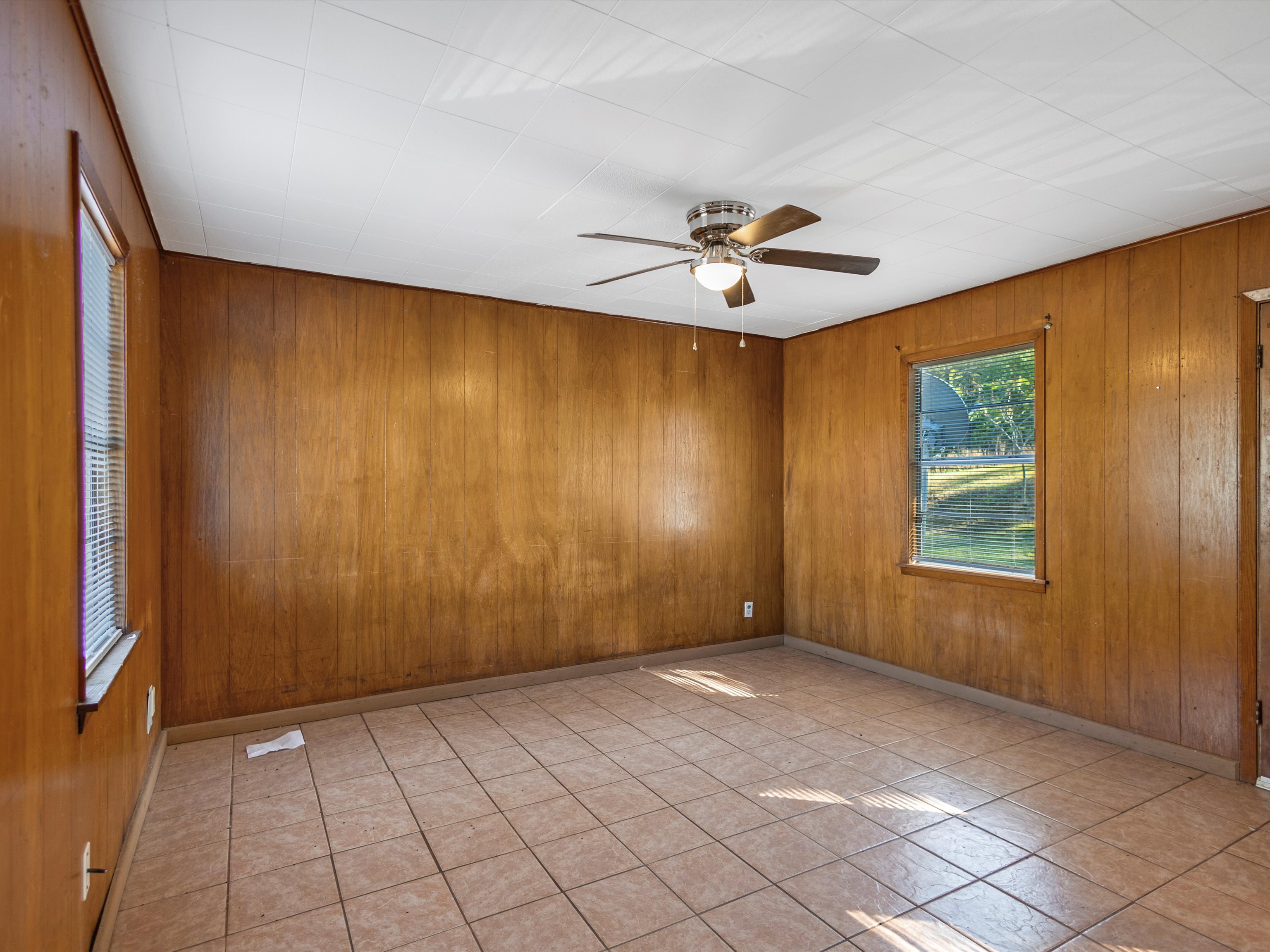 Gary, Texas, 75643, United States, 12 Bedrooms Bedrooms, ,Residential,For Sale,1989686