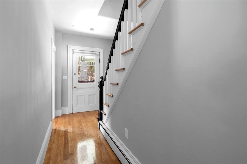 Abington, Massachusetts, 02351, United States, 4 Bedrooms Bedrooms, ,2 BathroomsBathrooms,Residential,For Sale,1758924