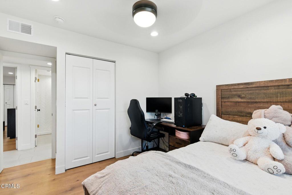 Lancaster, California, 93535, United States, 5 Bedrooms Bedrooms, ,3 BathroomsBathrooms,Residential,For Sale,2002245