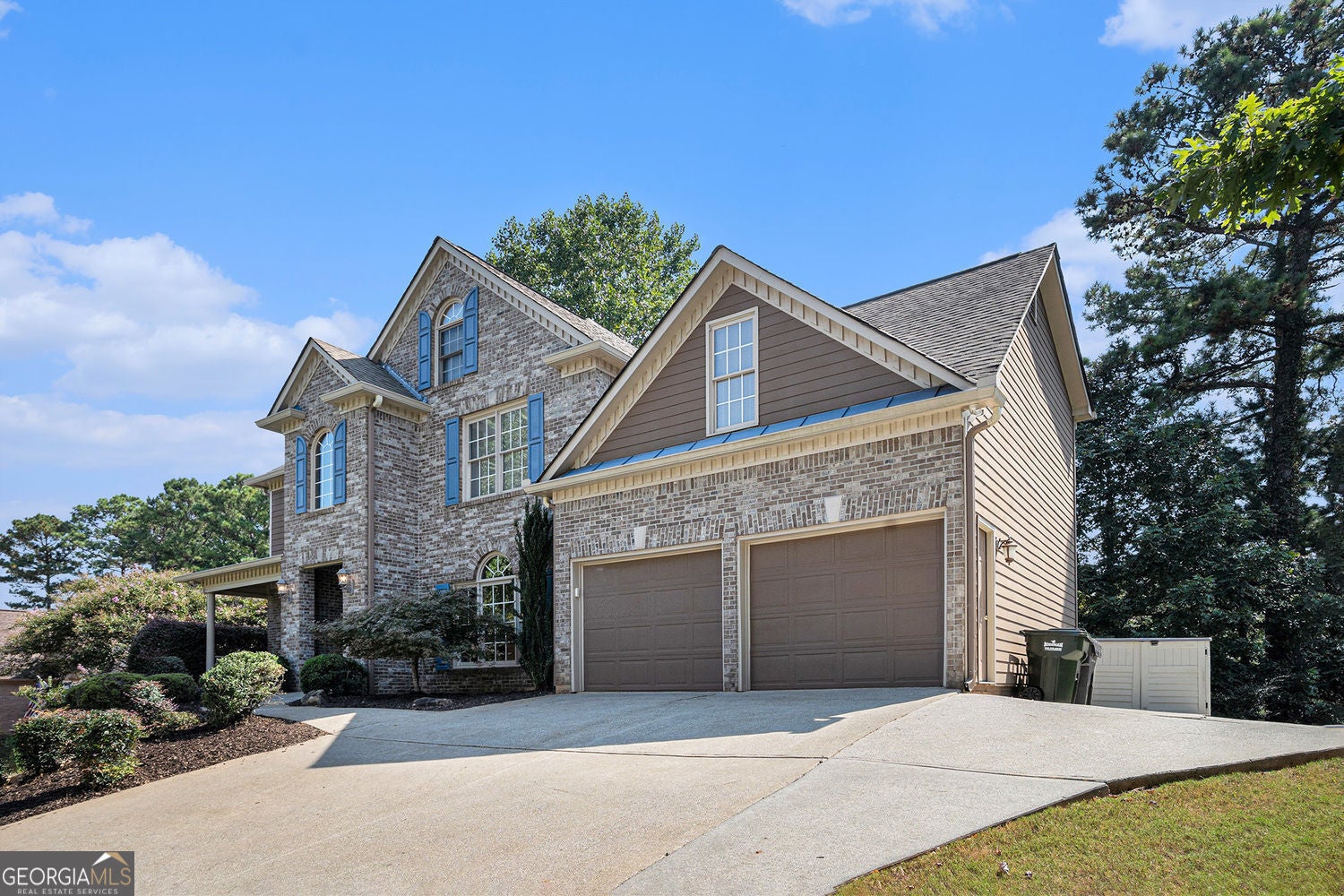 Canton, Georgia, 30114, United States, 5 Bedrooms Bedrooms, ,4 BathroomsBathrooms,Residential,For Sale,1952013