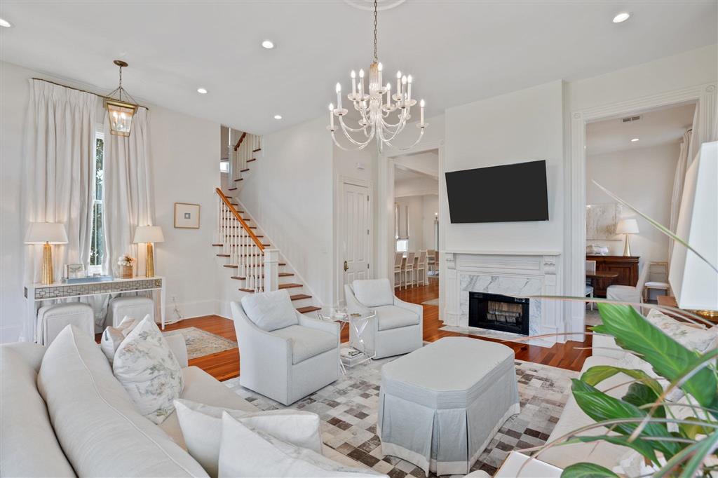 Lake Charles, Louisiana, 70601, United States, 4 Bedrooms Bedrooms, ,4 BathroomsBathrooms,Residential,For Sale,2027464
