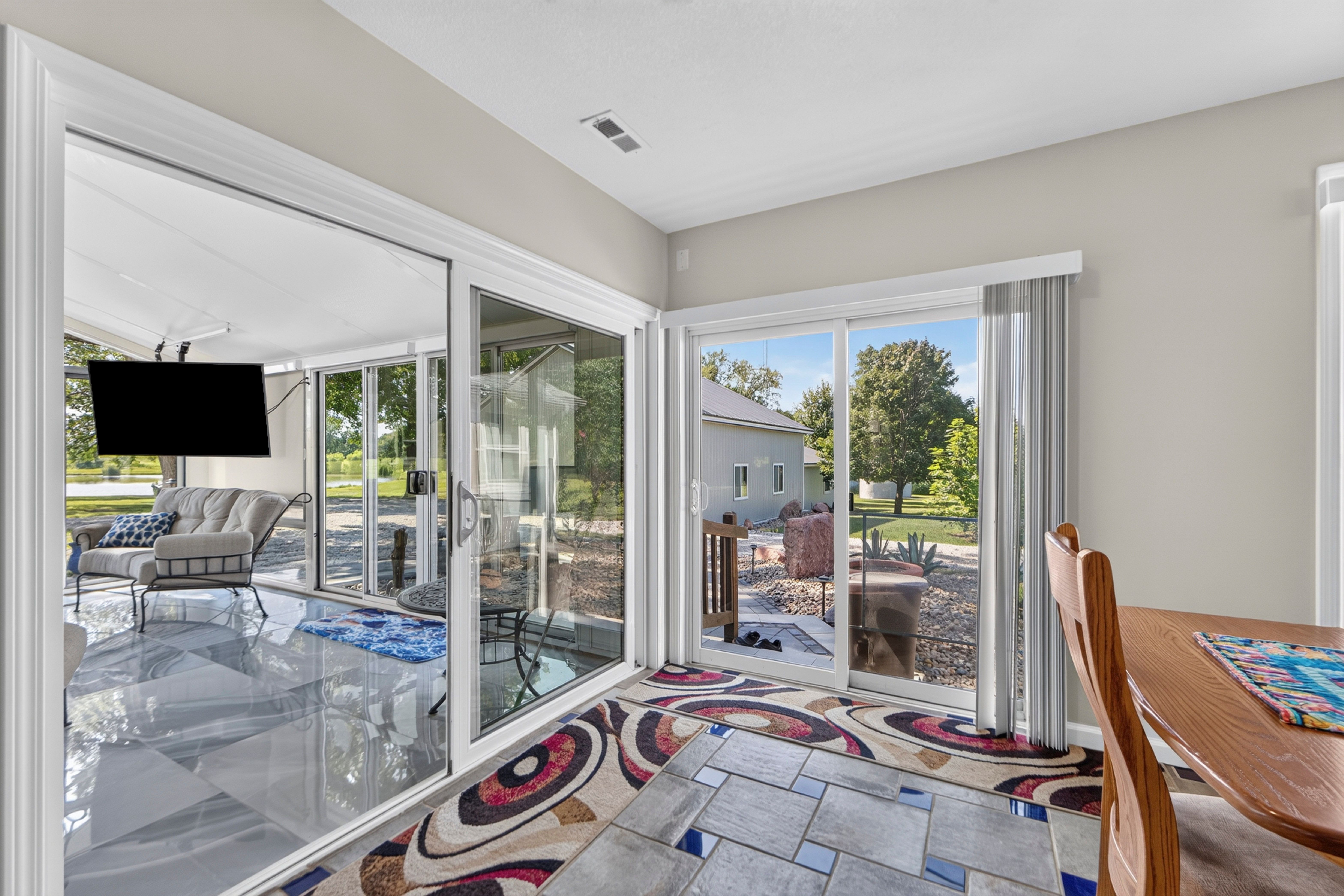  26025 Metcalf Road, Louisburg, KS 66053 - 物件實景