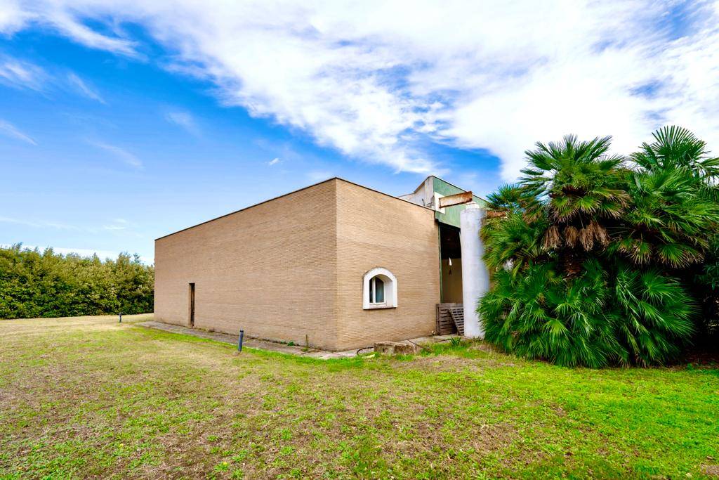 Via Pietramontecorvino, Lucera, Foggia, 71036, IT, 5 Bedrooms Bedrooms, ,5 BathroomsBathrooms,Residential,For Sale,Via Pietramontecorvino,1668476