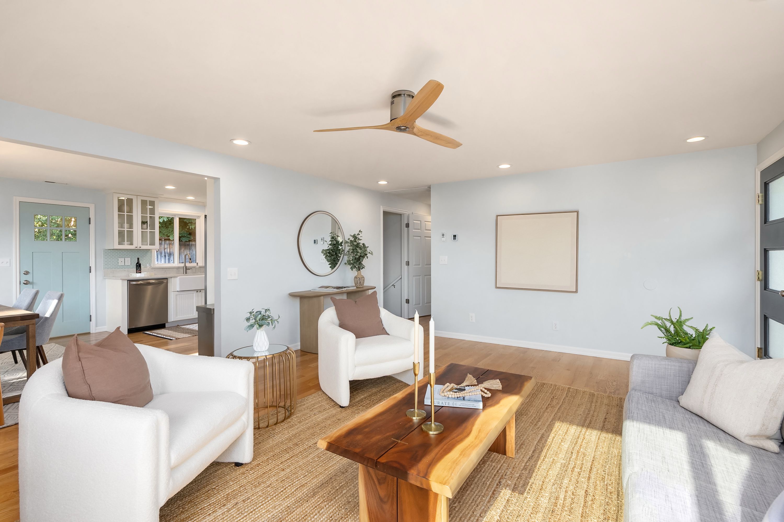  1020 NE Holm Ct, Poulsbo, WA 98370 - 物件實景