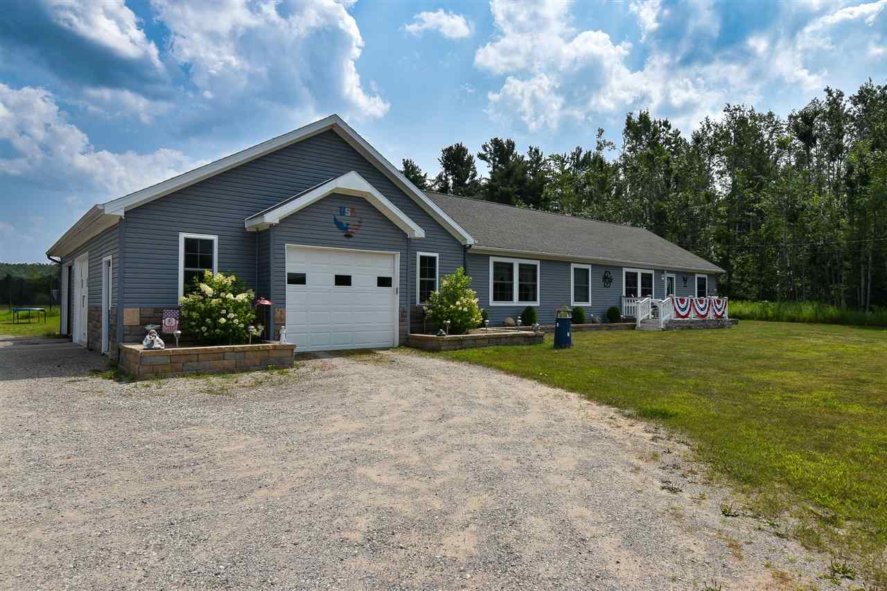 Petoskey, Michigan, 49770, United States, 4 Bedrooms Bedrooms, ,2 BathroomsBathrooms,Residential,For Sale,1925447