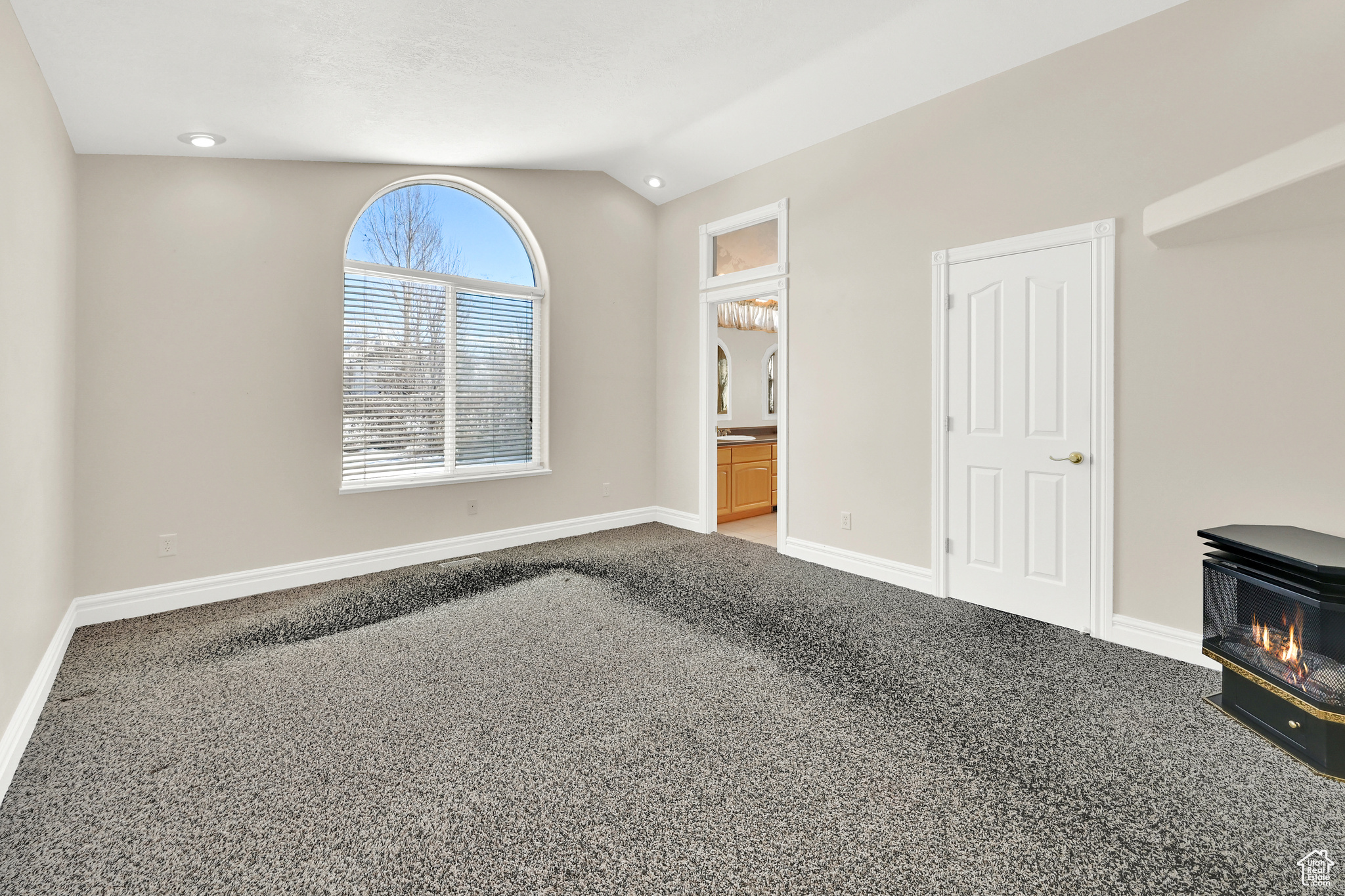 Hyrum, Utah, 84319, United States, 5 Bedrooms Bedrooms, ,3 BathroomsBathrooms,Residential,For Sale,1729547