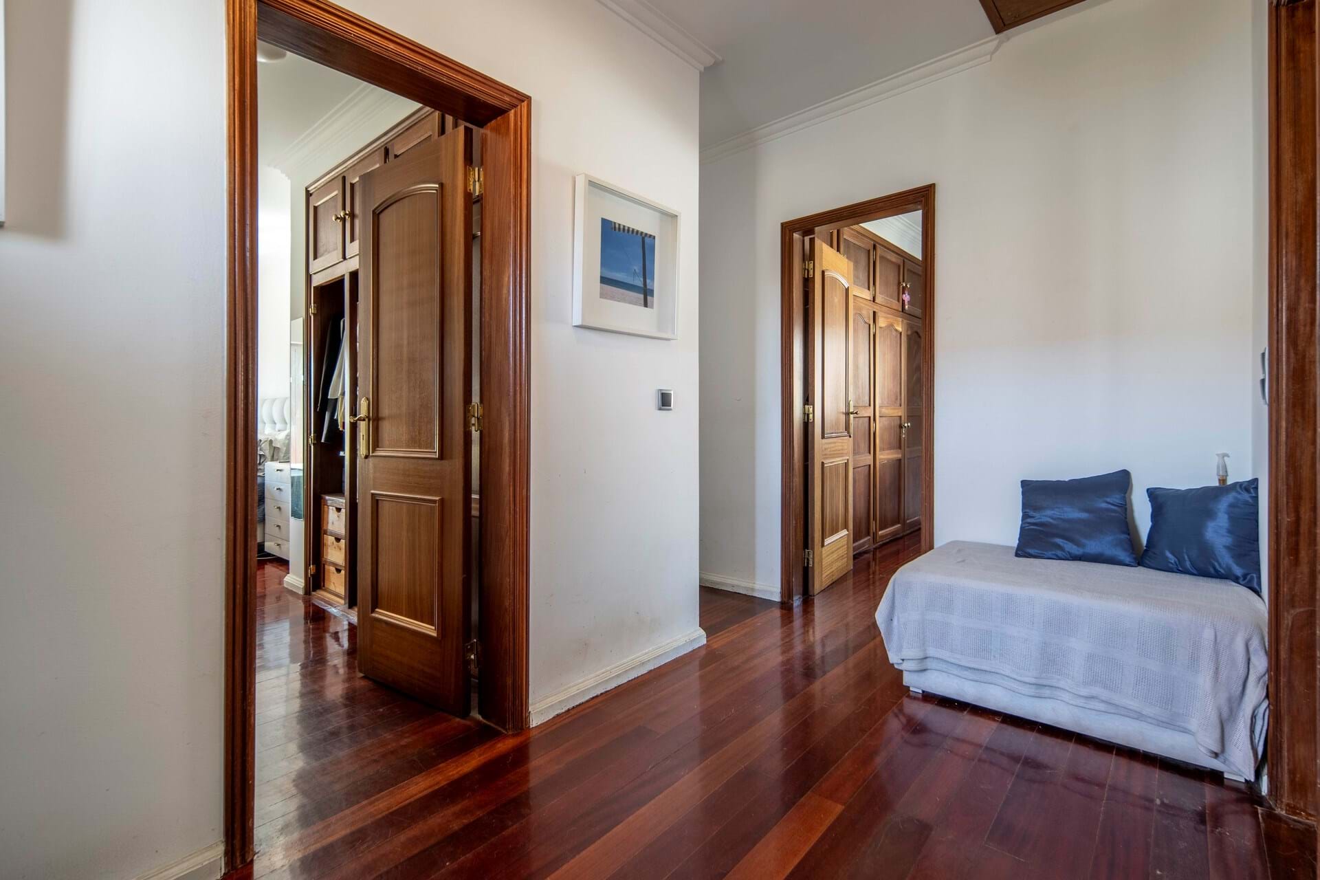 Cascais, Lisbon, 2645-243, PT, 4 Bedrooms Bedrooms, ,3 BathroomsBathrooms,Residential,For Sale,1698924