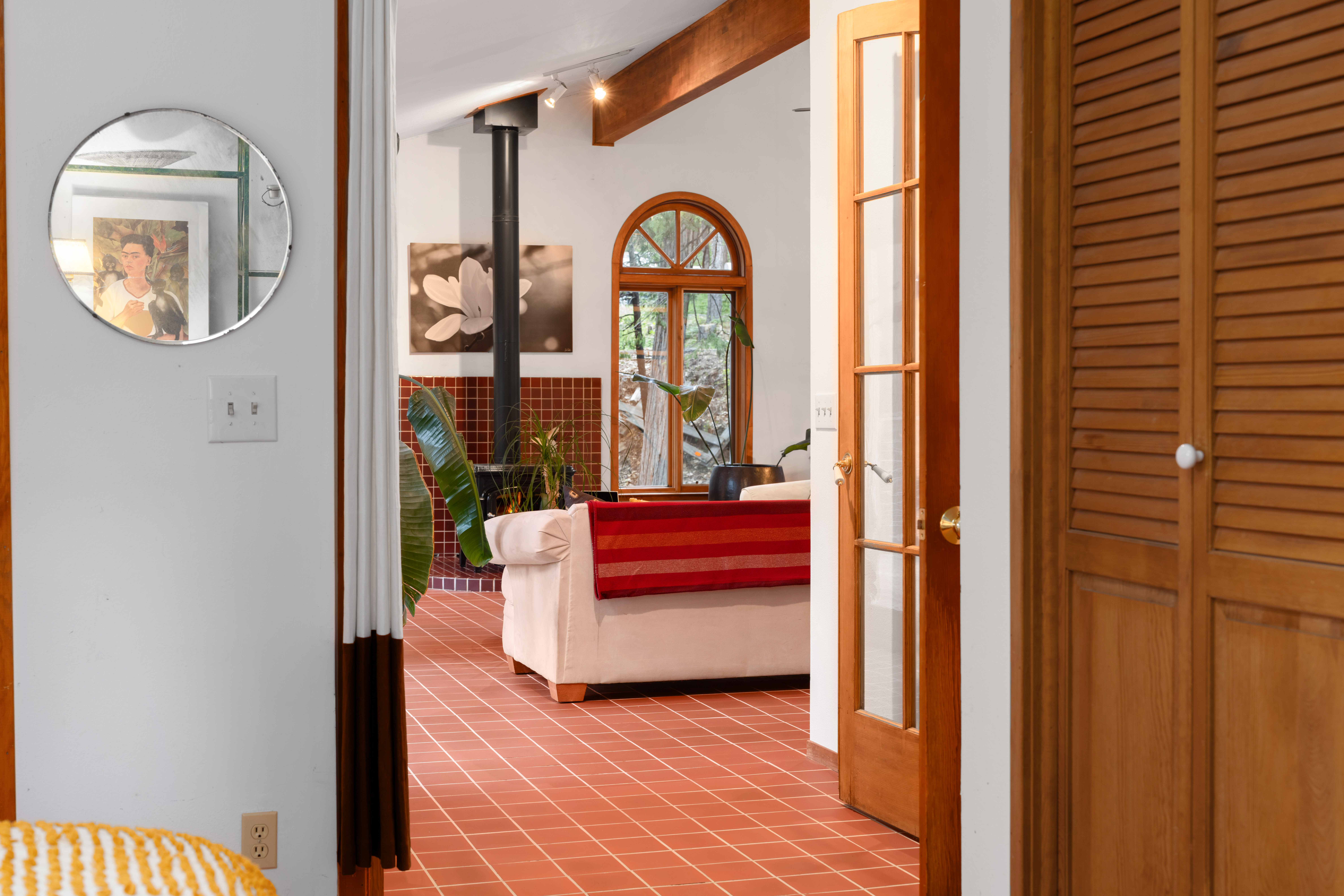  6742 Diamond Drive, Pollock Pines, CA 95726 - 物件實景