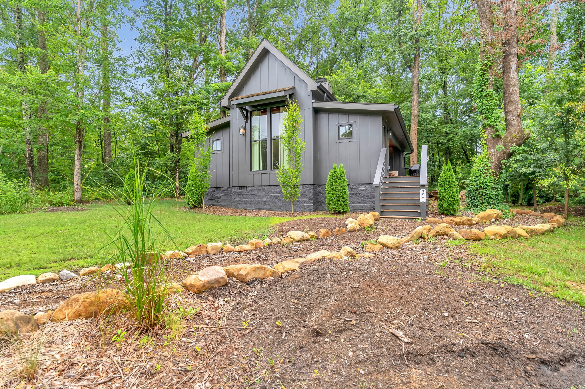 Tracy City, Tennessee, 37387, United States, 2 Bedrooms Bedrooms, ,1 BathroomBathrooms,Residential,For Sale,1975698