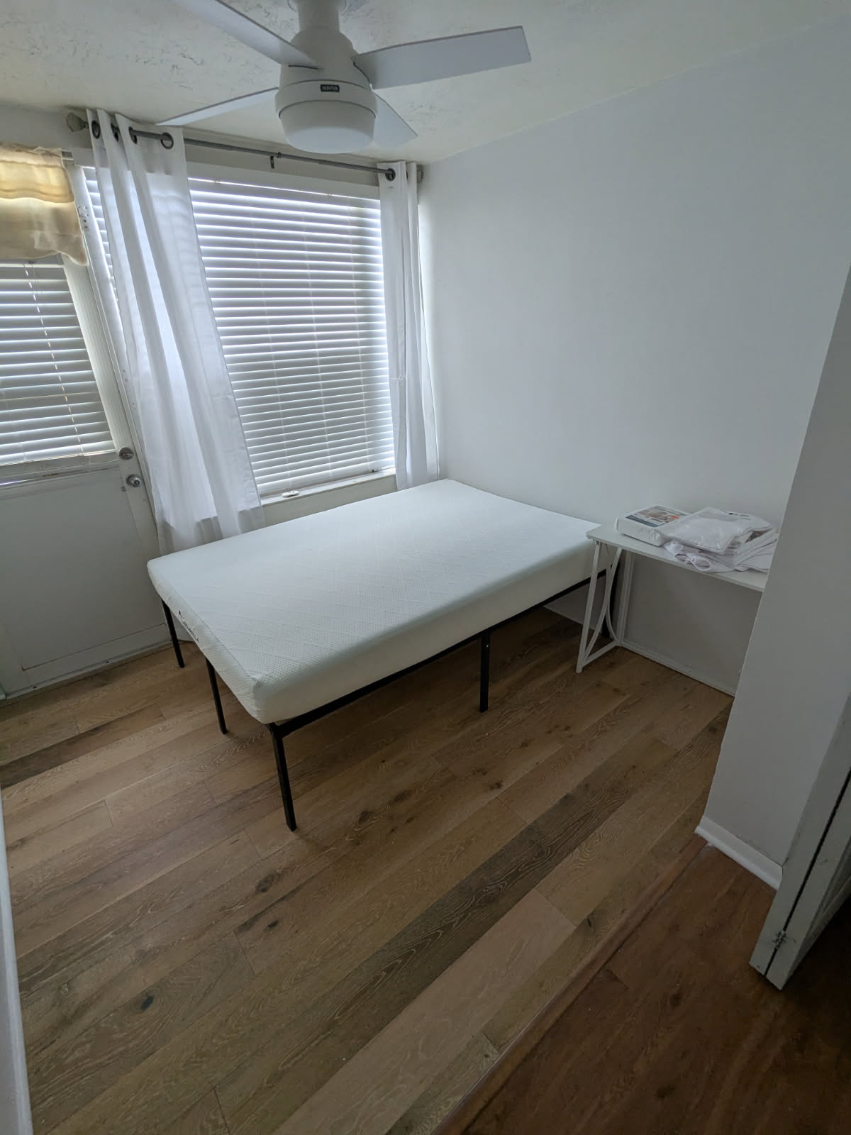 Dunedin, Florida, 34698, United States, 2 Bedrooms Bedrooms, ,1 BathroomBathrooms,Residential,For Sale,1983478