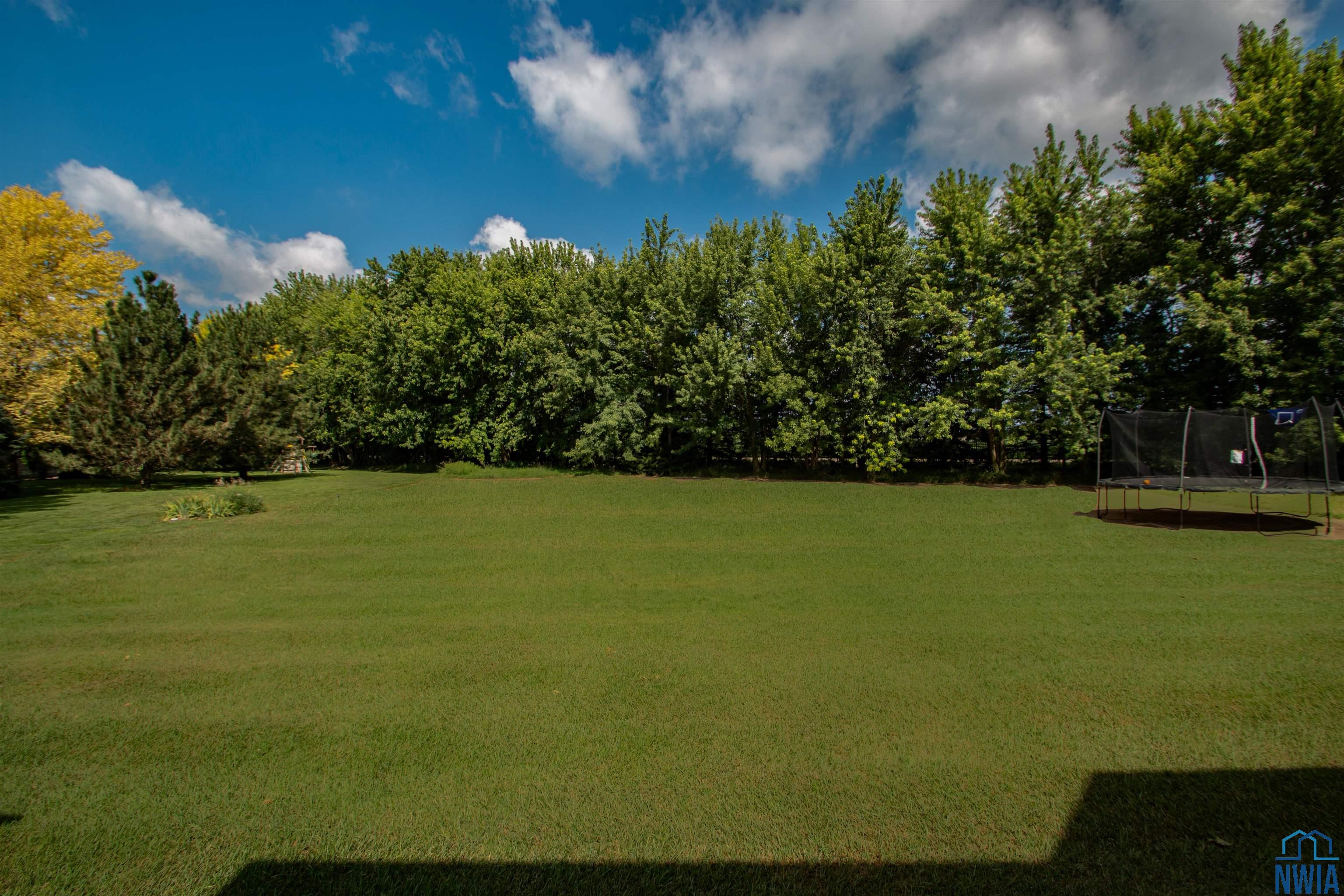 Dakota Dunes, South Dakota, 57049, United States, 4 Bedrooms Bedrooms, ,3 BathroomsBathrooms,Residential,For Sale,1979116