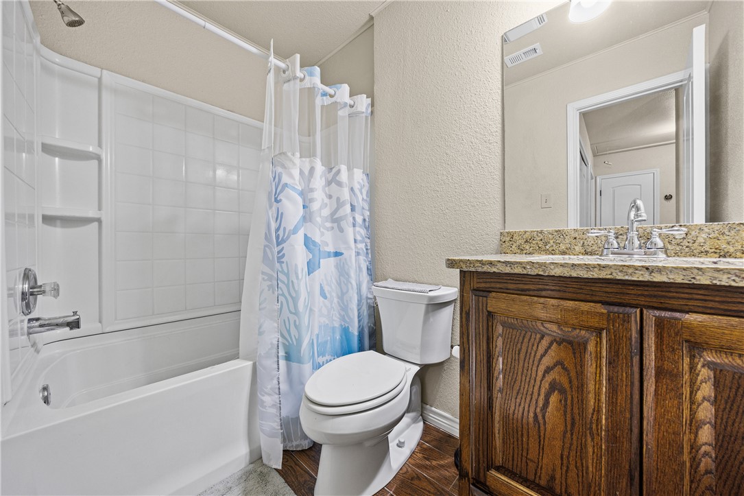 Corpus Christi, Texas, 78412, United States, 4 Bedrooms Bedrooms, ,4 BathroomsBathrooms,Residential,For Sale,1956068