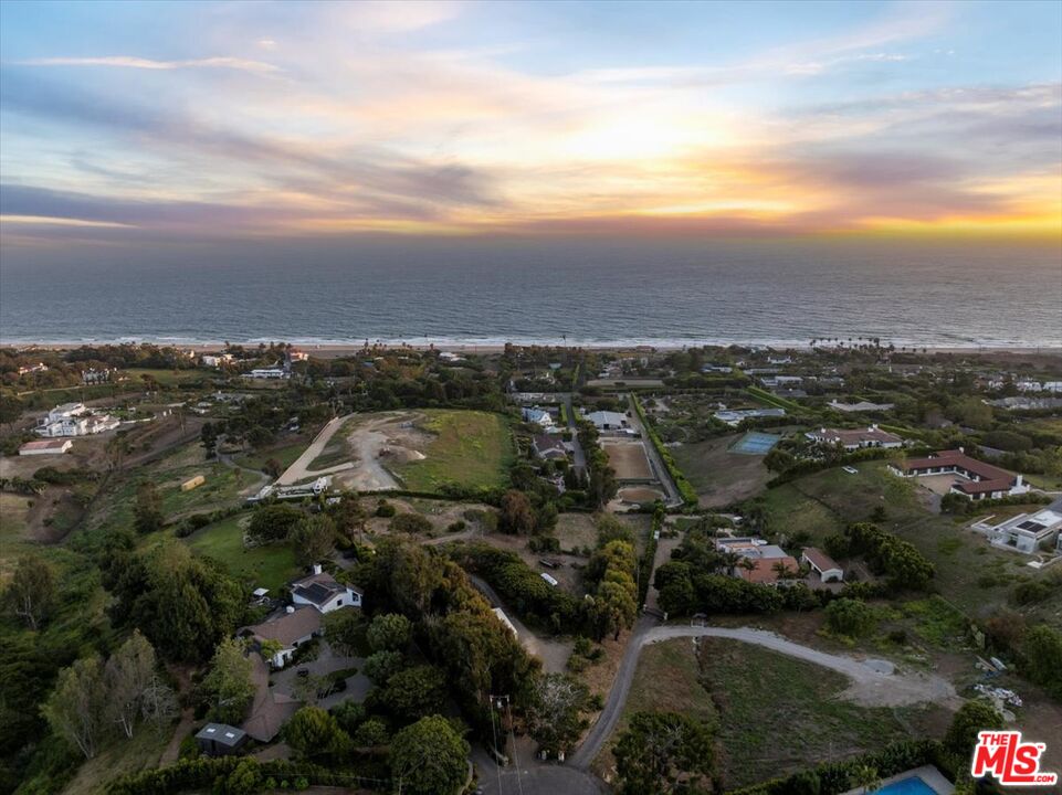 5878 Deerhead Rd, Malibu, California, 90265, United States, 5 Bedrooms Bedrooms, ,9 BathroomsBathrooms,Residential,For Sale,5878 Deerhead Rd,1623288