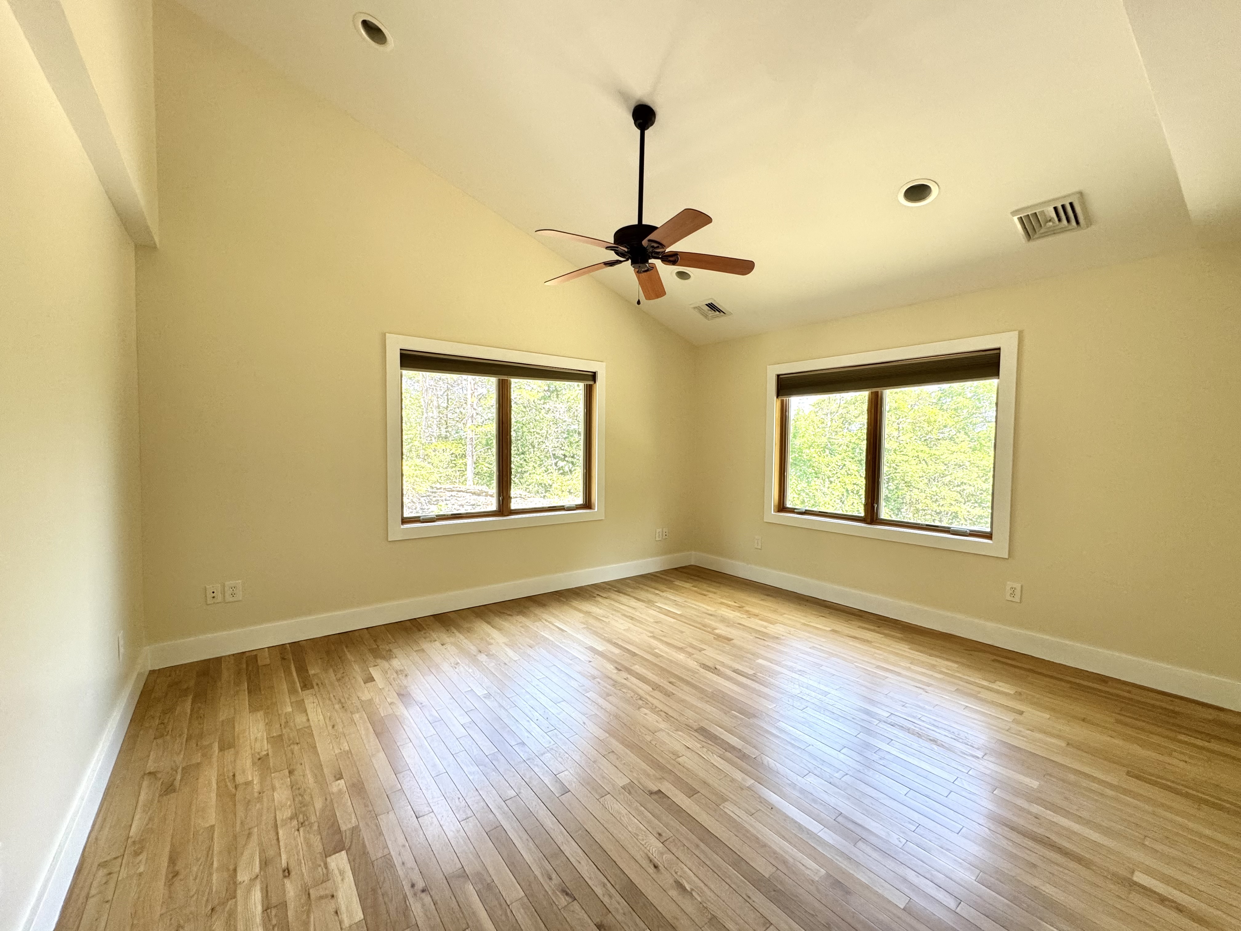 Catskill, New York, 12414, United States, 3 Bedrooms Bedrooms, ,3 BathroomsBathrooms,Residential,For Sale,1900637
