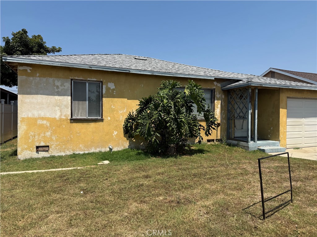 Compton, California, 90222, United States, 3 Bedrooms Bedrooms, ,2 BathroomsBathrooms,Residential,For Sale,1984392