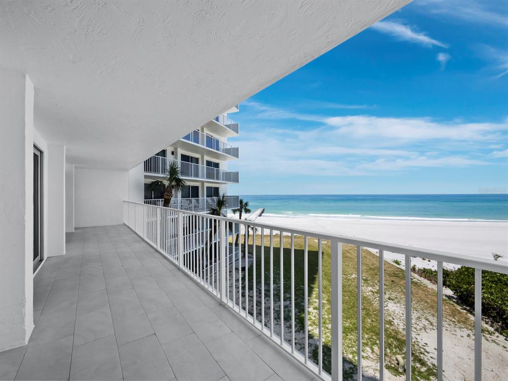 Longboat Key, Florida, 34228, United States, 2 Bedrooms Bedrooms, ,2 BathroomsBathrooms,Residential,For Sale,1804008