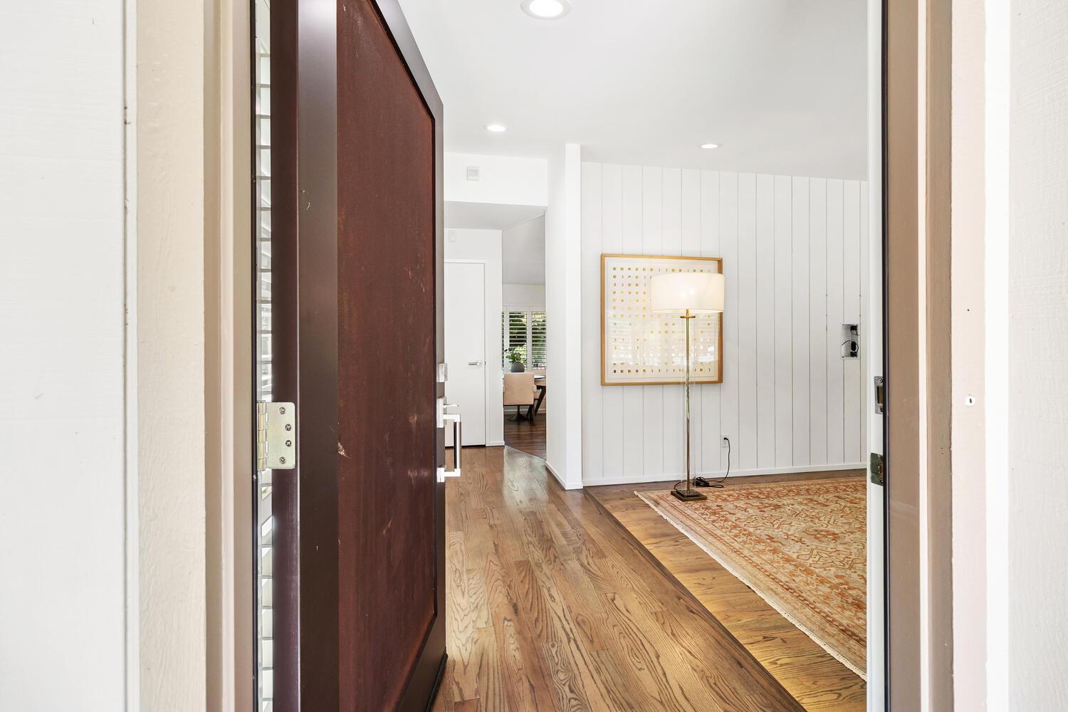 Carmichael, California, 95608, United States, 4 Bedrooms Bedrooms, ,3 BathroomsBathrooms,Residential,For Sale,1986318