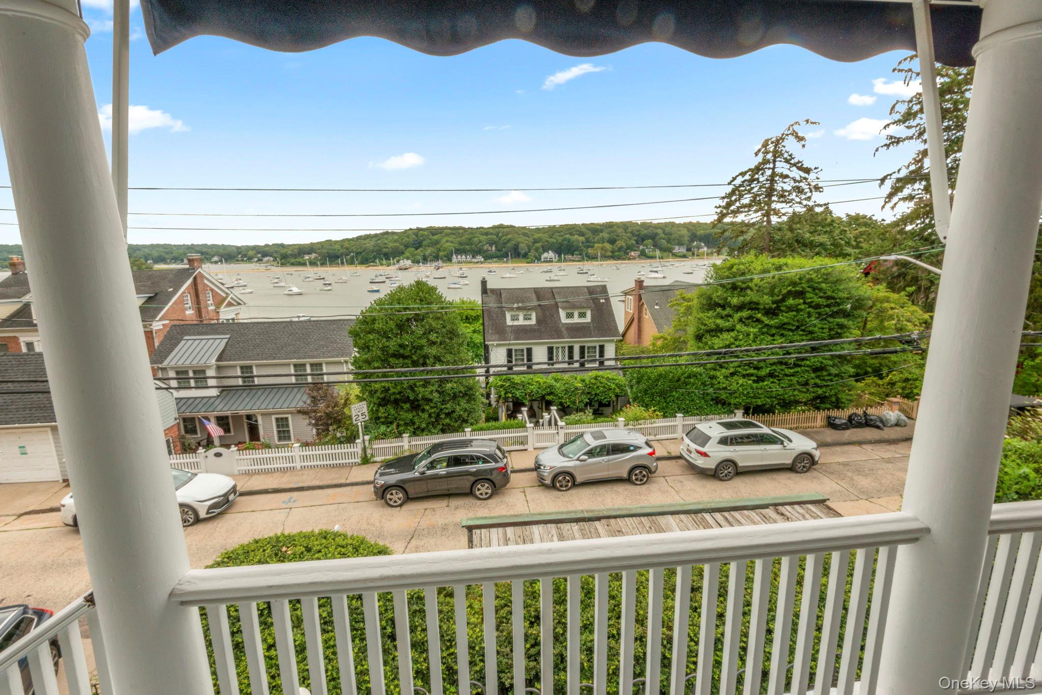 Northport, New York, 11768, United States, 3 Bedrooms Bedrooms, ,2 BathroomsBathrooms,Residential,For Sale,1925556