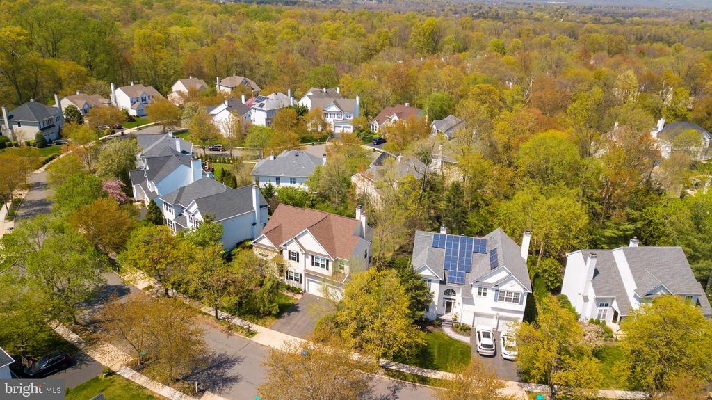 Princeton, New Jersey, 08540, United States, 4 Bedrooms Bedrooms, ,3 BathroomsBathrooms,Residential,For Sale,1977761