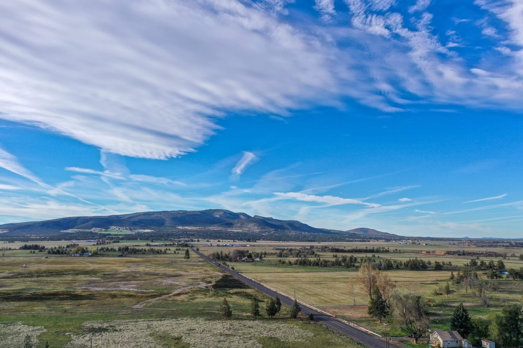  3660 SW Parrish Lane Powell Butte, OR 97753 - 物件實景