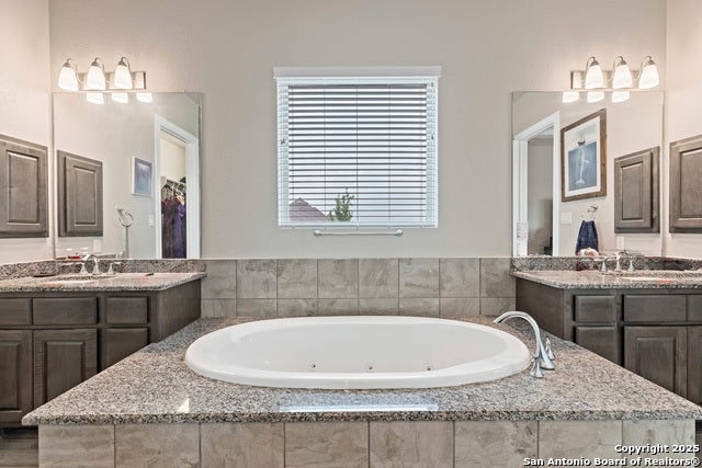 Converse, Texas, 78109, United States, 5 Bedrooms Bedrooms, ,5 BathroomsBathrooms,Residential,For Sale,1878949