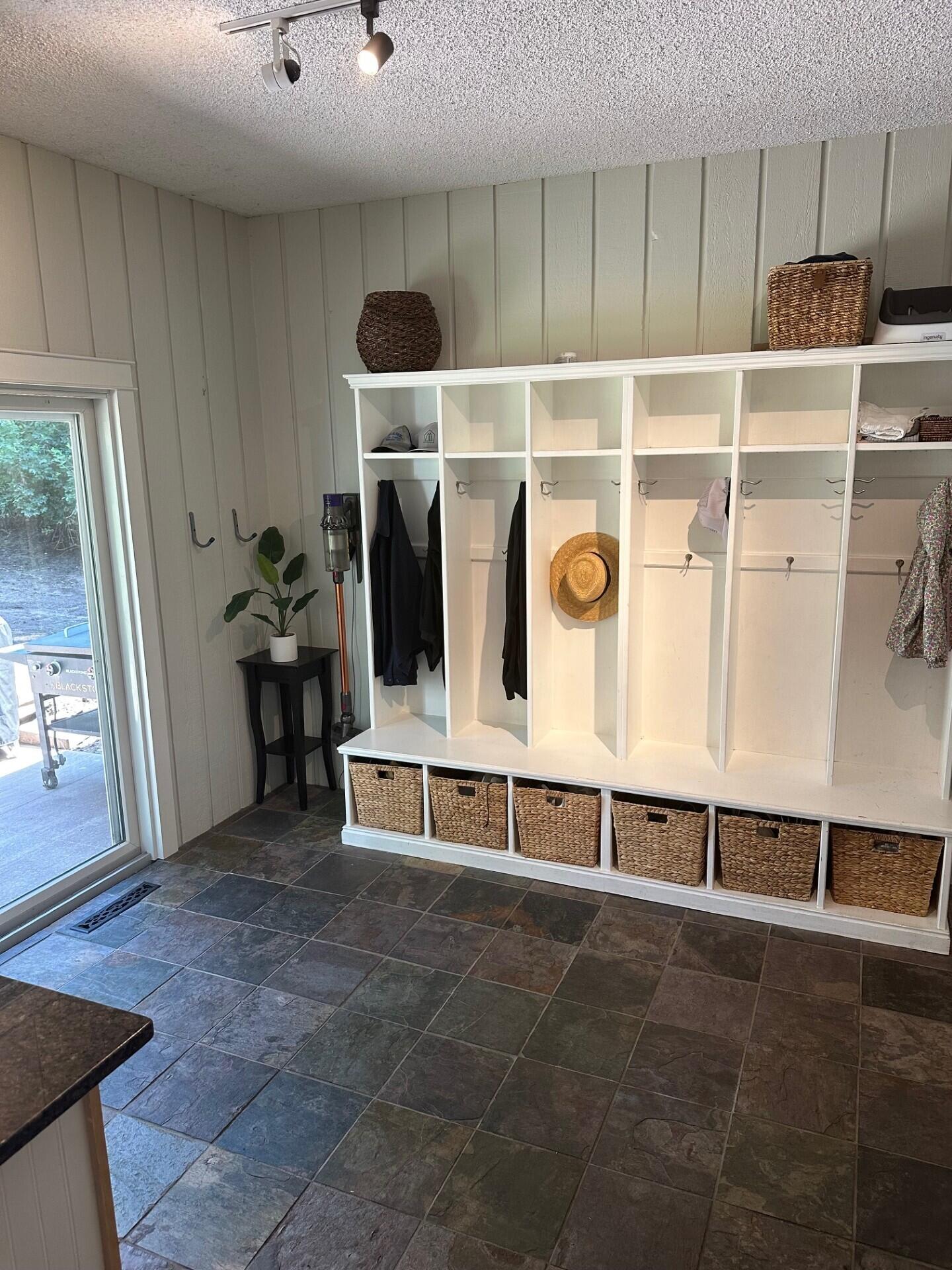 Harbor Springs, Michigan, 49740, United States, 4 Bedrooms Bedrooms, ,3 BathroomsBathrooms,Residential,For Sale,1889979