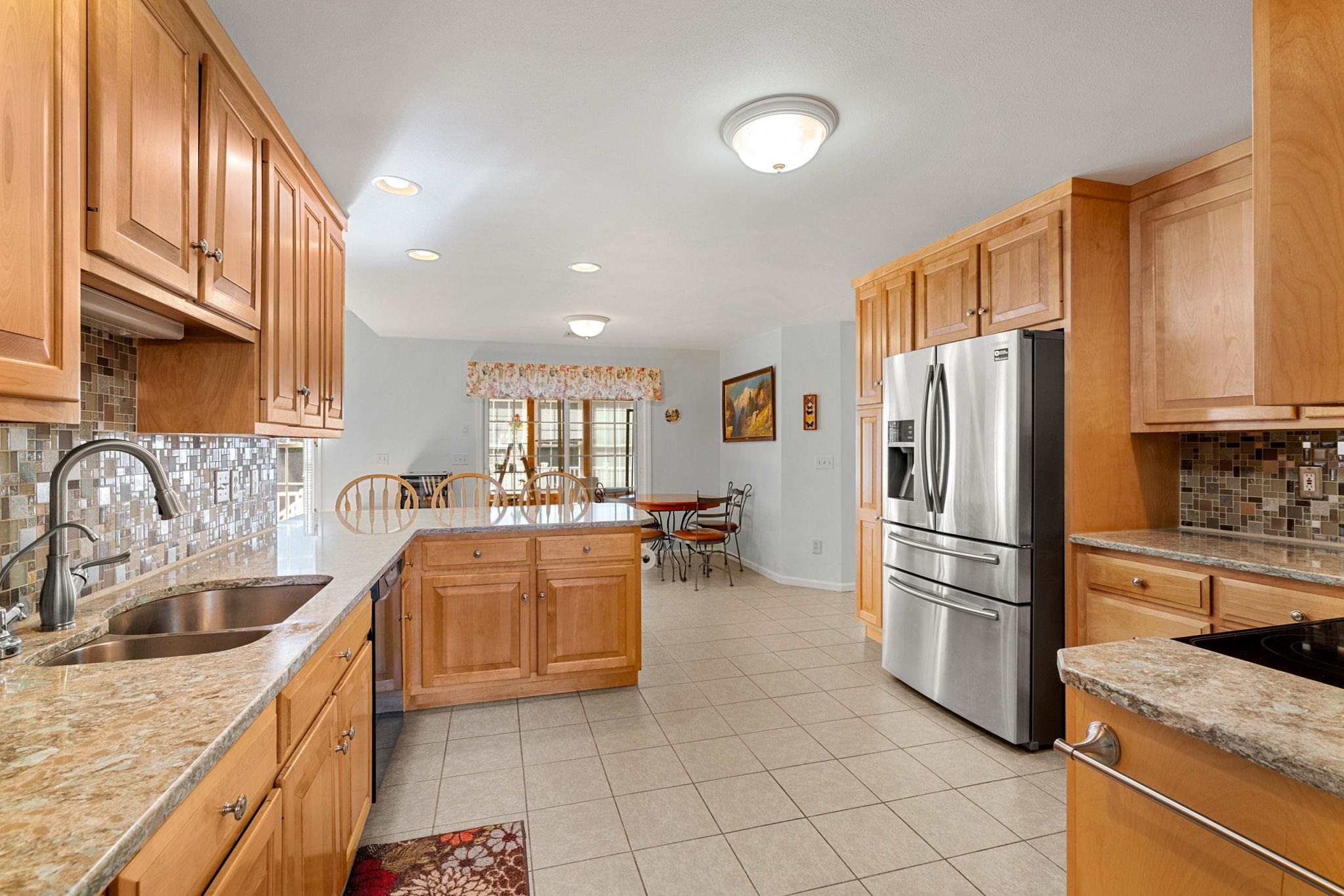 Chester, New Hampshire, 03036, United States, 3 Bedrooms Bedrooms, ,2 BathroomsBathrooms,Residential,For Sale,1926027