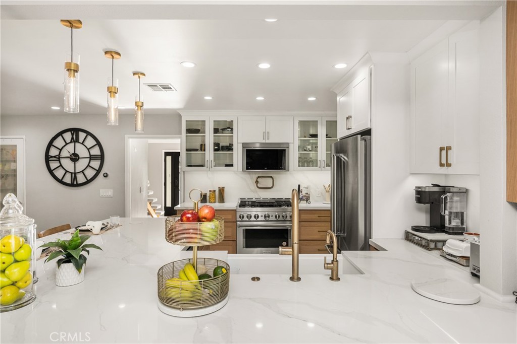 Orange, California, 92865, United States, 4 Bedrooms Bedrooms, ,3 BathroomsBathrooms,Residential,For Sale,1989435