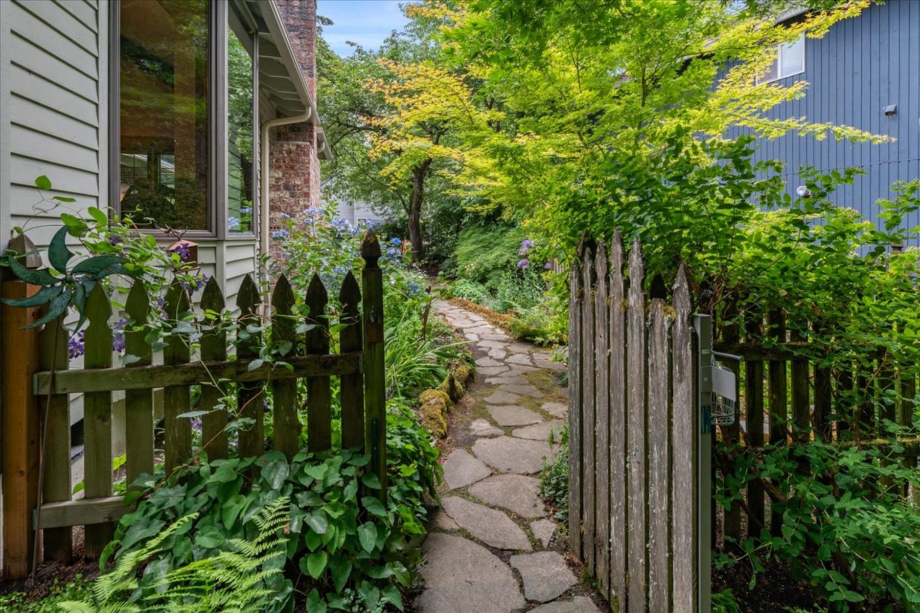  5725 SW CALUSA LOOP Tualatin, OR 97062 - 物件實景