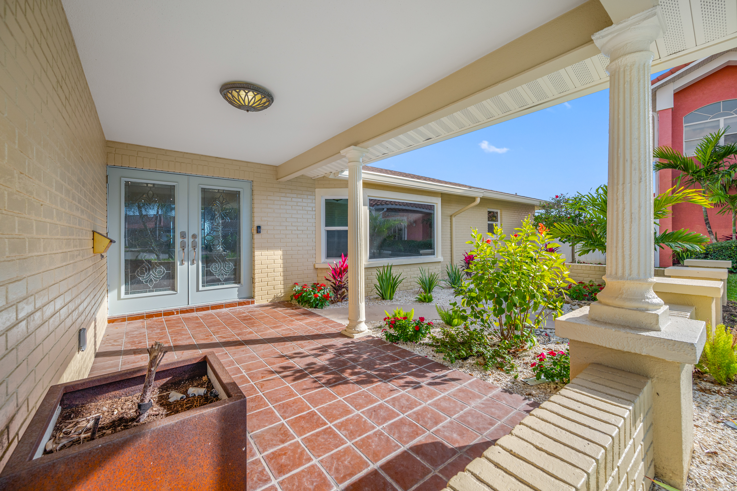 St Pete Beach, Florida, 33706, United States, 4 Bedrooms Bedrooms, ,3 BathroomsBathrooms,Residential,For Sale,2009657