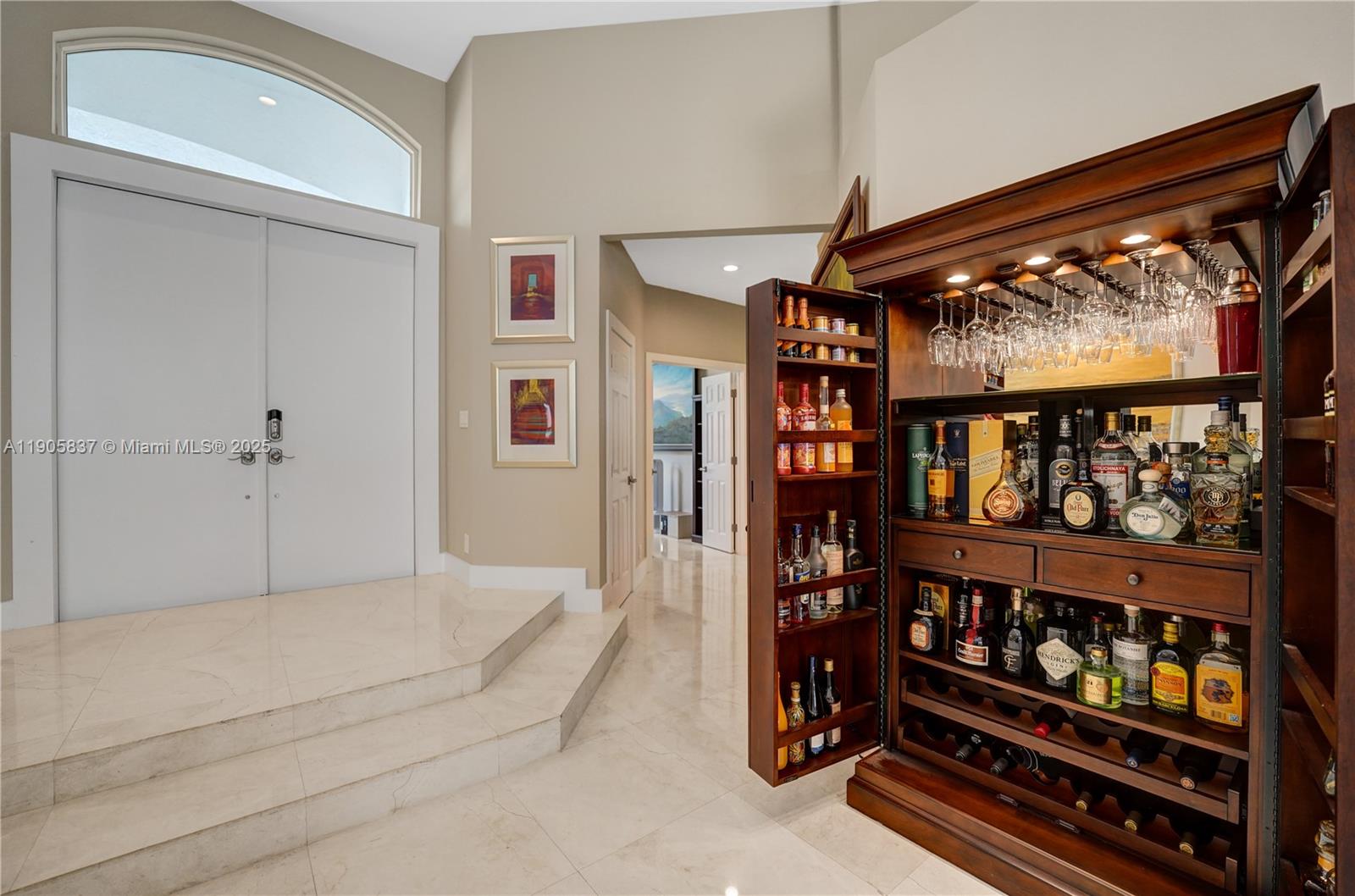 Weston, Florida, 33327, United States, 5 Bedrooms Bedrooms, ,3 BathroomsBathrooms,Residential,For Sale,1991859