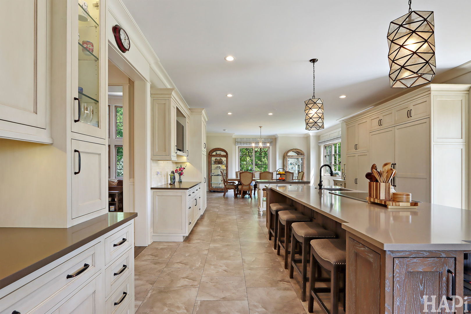 South Barrington, Illinois, 60010, United States, 5 Bedrooms Bedrooms, ,6 BathroomsBathrooms,Residential,For Sale,1947968