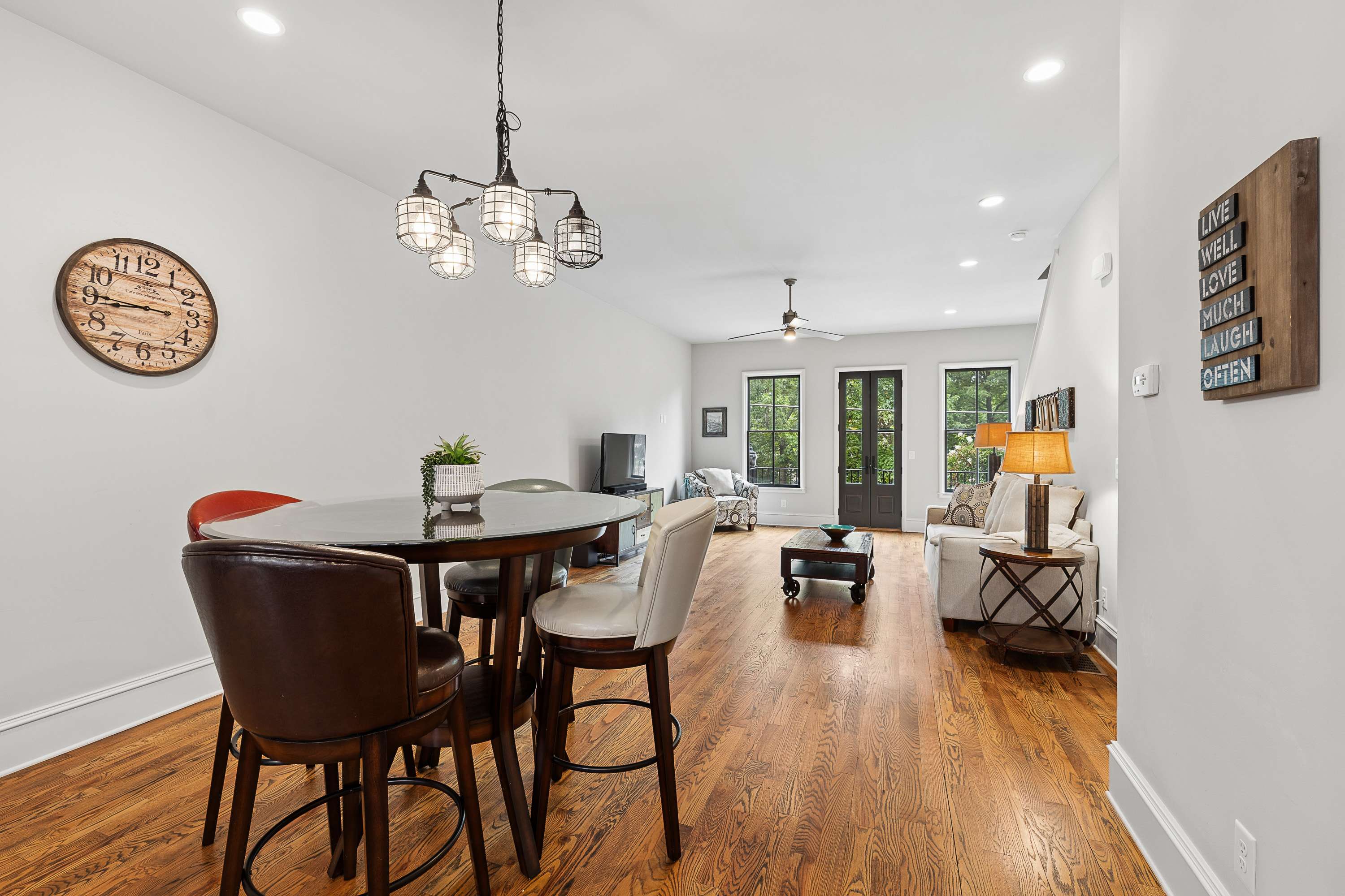  Stunning Townhome in Decatur