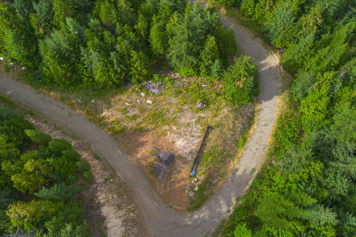 Sagle, Idaho, 83860, United States, 4 Bedrooms Bedrooms, ,4 BathroomsBathrooms,Residential,For Sale,1976237