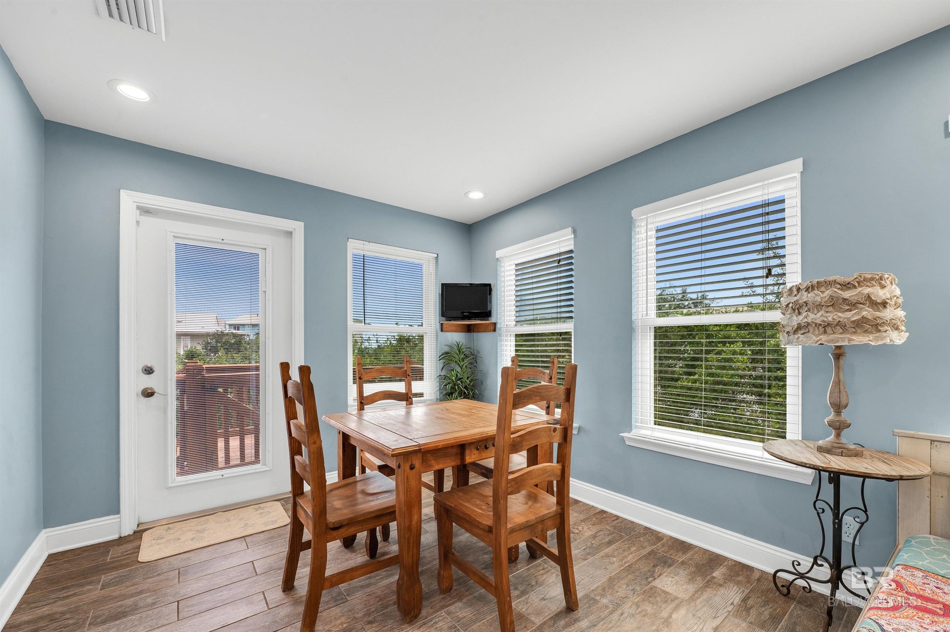 Gulf Shores, Alabama, 36542, United States, 3 Bedrooms Bedrooms, ,3 BathroomsBathrooms,Residential,For Sale,1984427