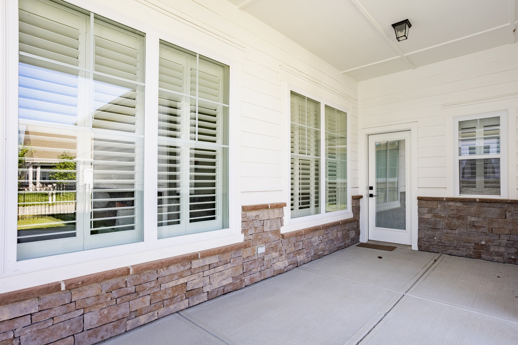 Easy Living in Sought After Westfield Neighborhood - 物件實景