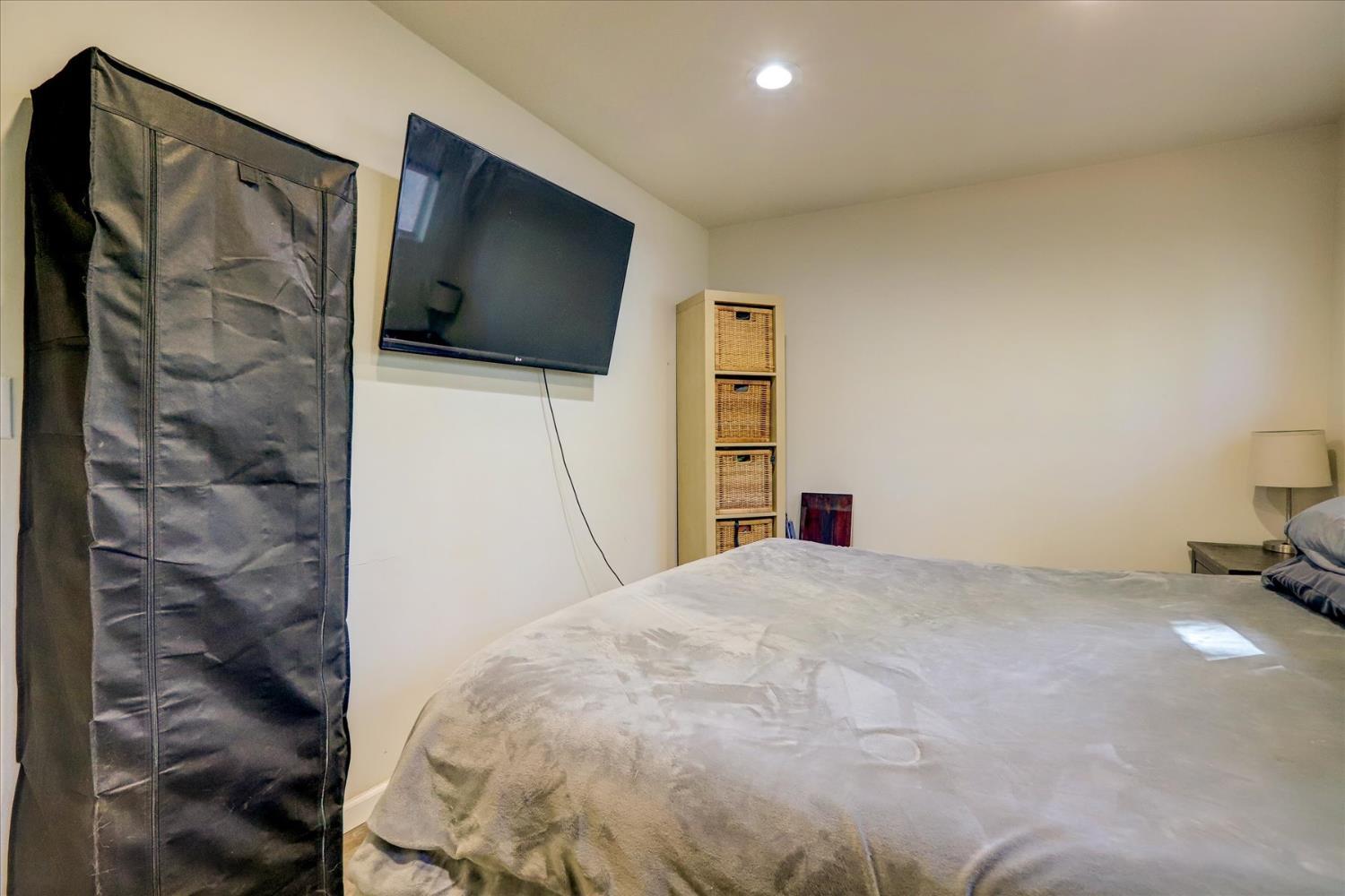Grass Valley, California, 95945, United States, 3 Bedrooms Bedrooms, ,3 BathroomsBathrooms,Residential,For Sale,1898506