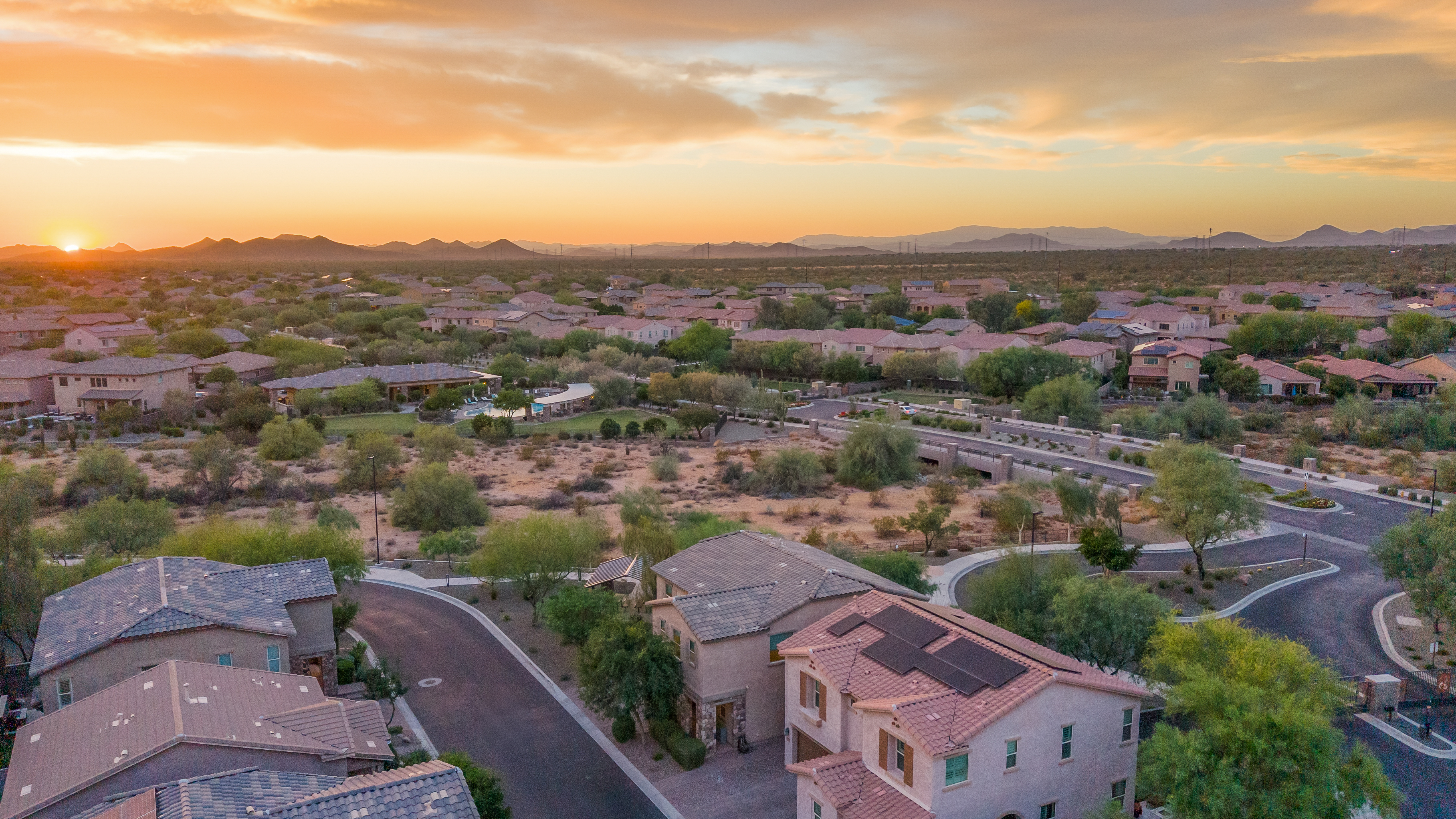  4724 E Parkside Lane  Phoenix, AZ - 物件實景