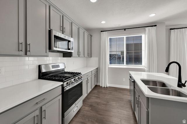 Kamas, Utah, 84036, United States, 3 Bedrooms Bedrooms, ,3 BathroomsBathrooms,Residential,For Sale,2013500