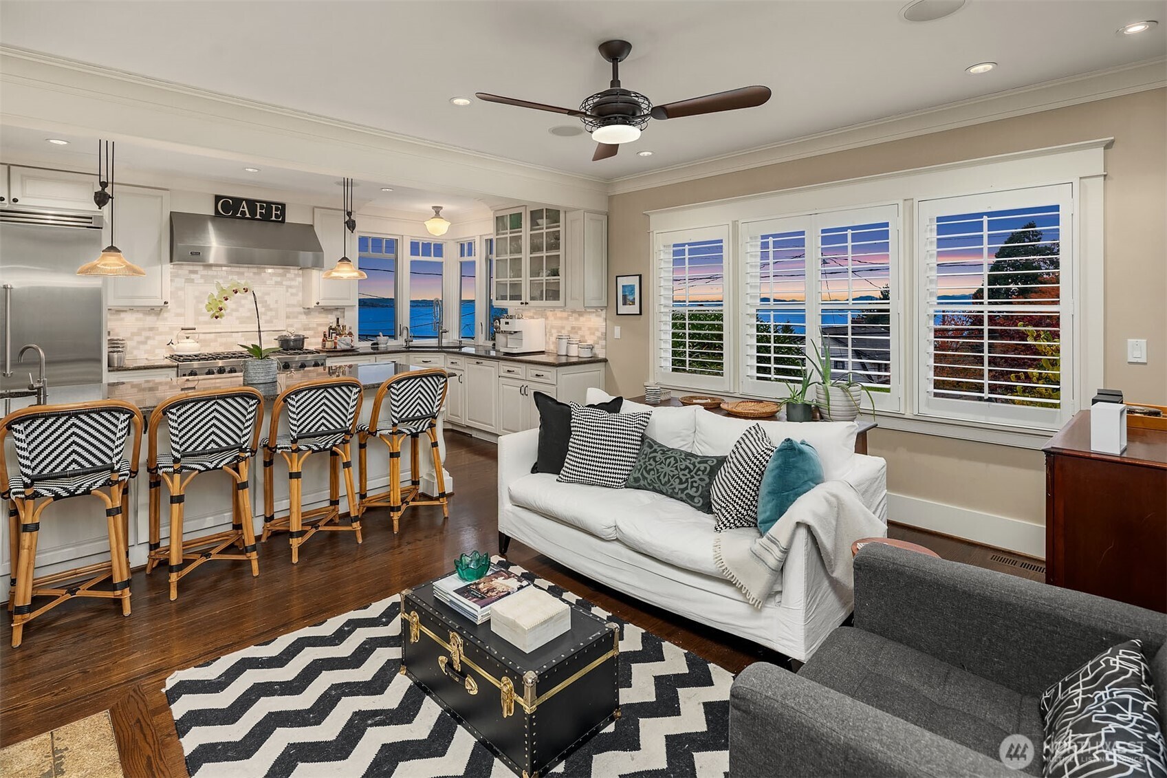 Seattle, Washington, 98119, United States, 4 Bedrooms Bedrooms, ,3 BathroomsBathrooms,Residential,For Sale,1989541