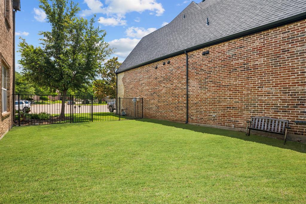 Flower Mound, Texas, 75022, United States, 5 Bedrooms Bedrooms, ,4 BathroomsBathrooms,Residential,For Sale,1991112