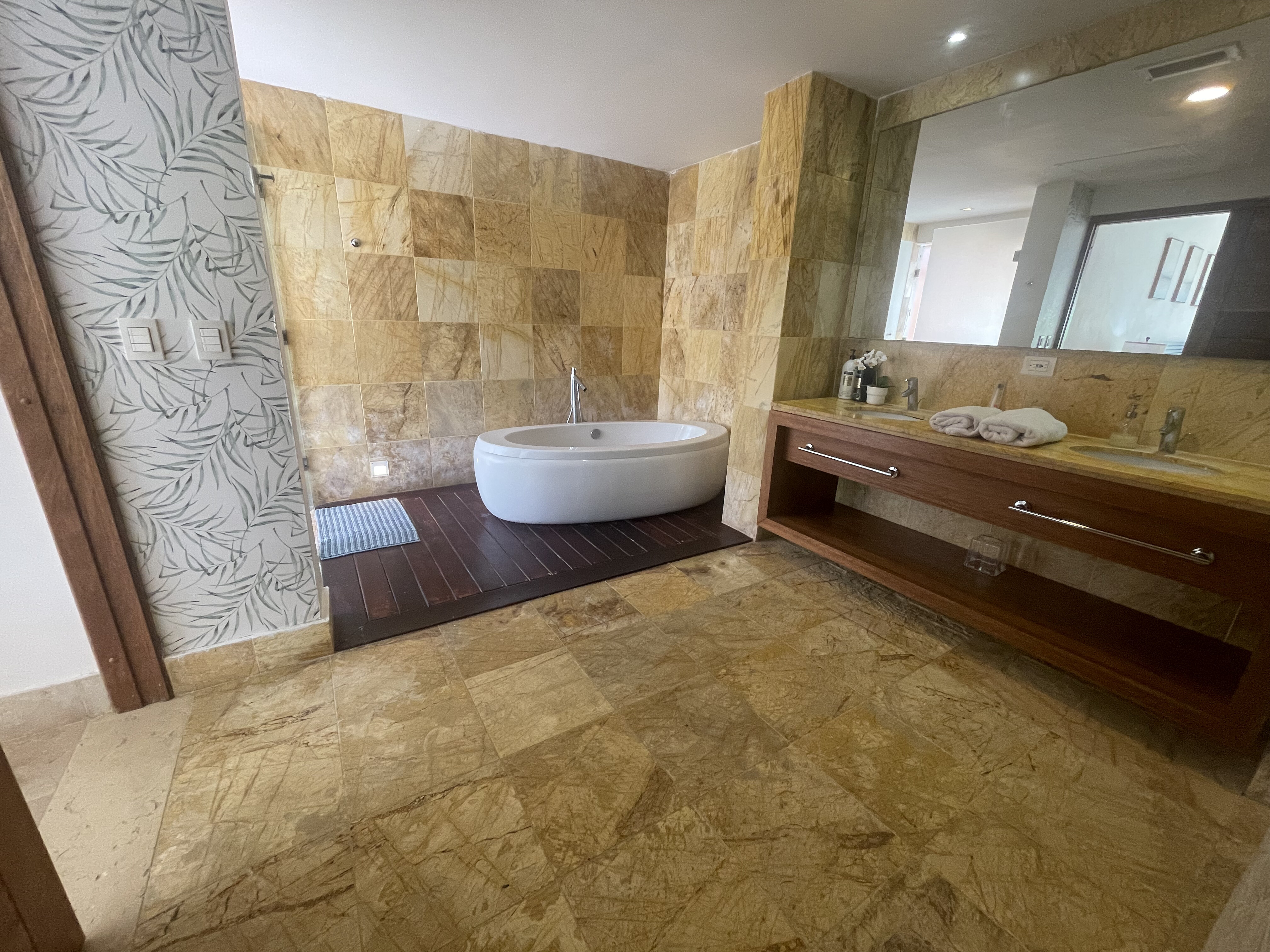 Cap Cana, DO, 2 Bedrooms Bedrooms, ,2 BathroomsBathrooms,Residential,For Sale,2003358